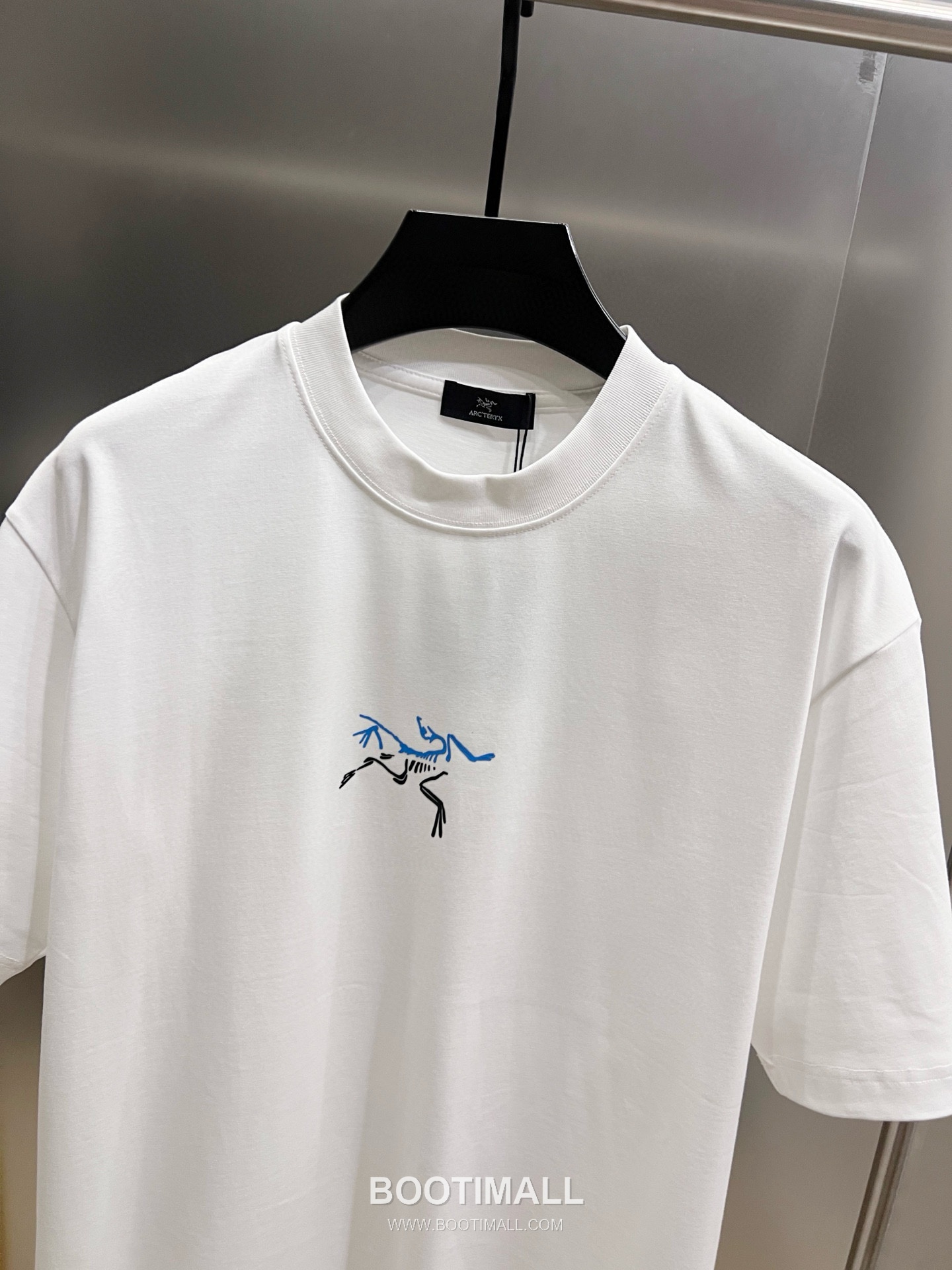 Arc'teryx 2026 S/S Cotton Short Sleeve T-Shirt with Foam Logo Print 아크테릭스 2026SS 코튼 블랙 티셔츠 발포 로고 프린트 9