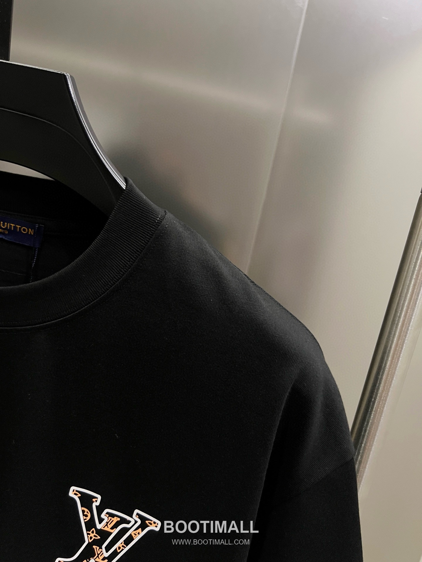 Louis Vuitton Logo Foam Print Cotton Oversized Short Sleeve T-Shirt 루이비통 로고 발포 프린트 코튼 오버핏 반팔 티셔츠 6