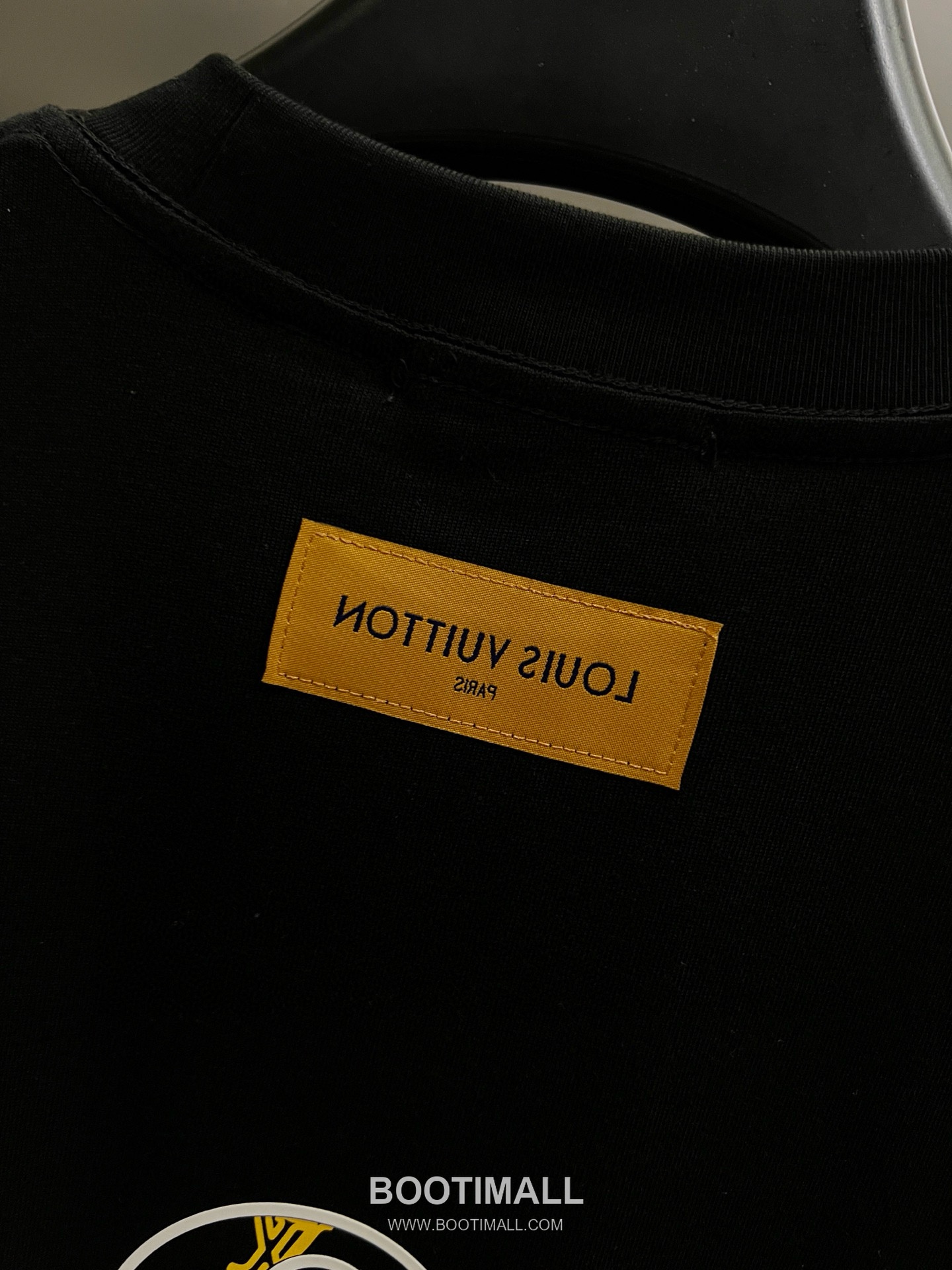 Louis Vuitton Logo Foam Print Cotton Oversized Short Sleeve T-Shirt 루이비통 로고 발포 프린트 코튼 오버핏 반팔 티셔츠 8