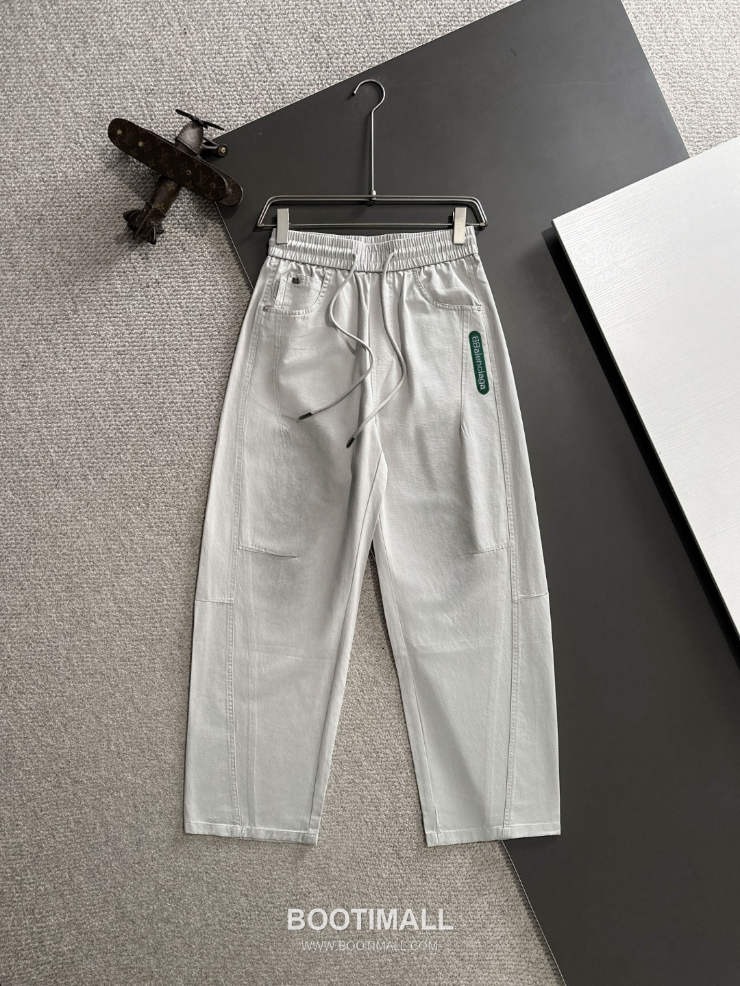 Balenciaga 2026 S/S Cotton Elastic Waist Casual Pants 발렌시아가 2026SS 코튼 밴딩 캐주얼 팬츠 1