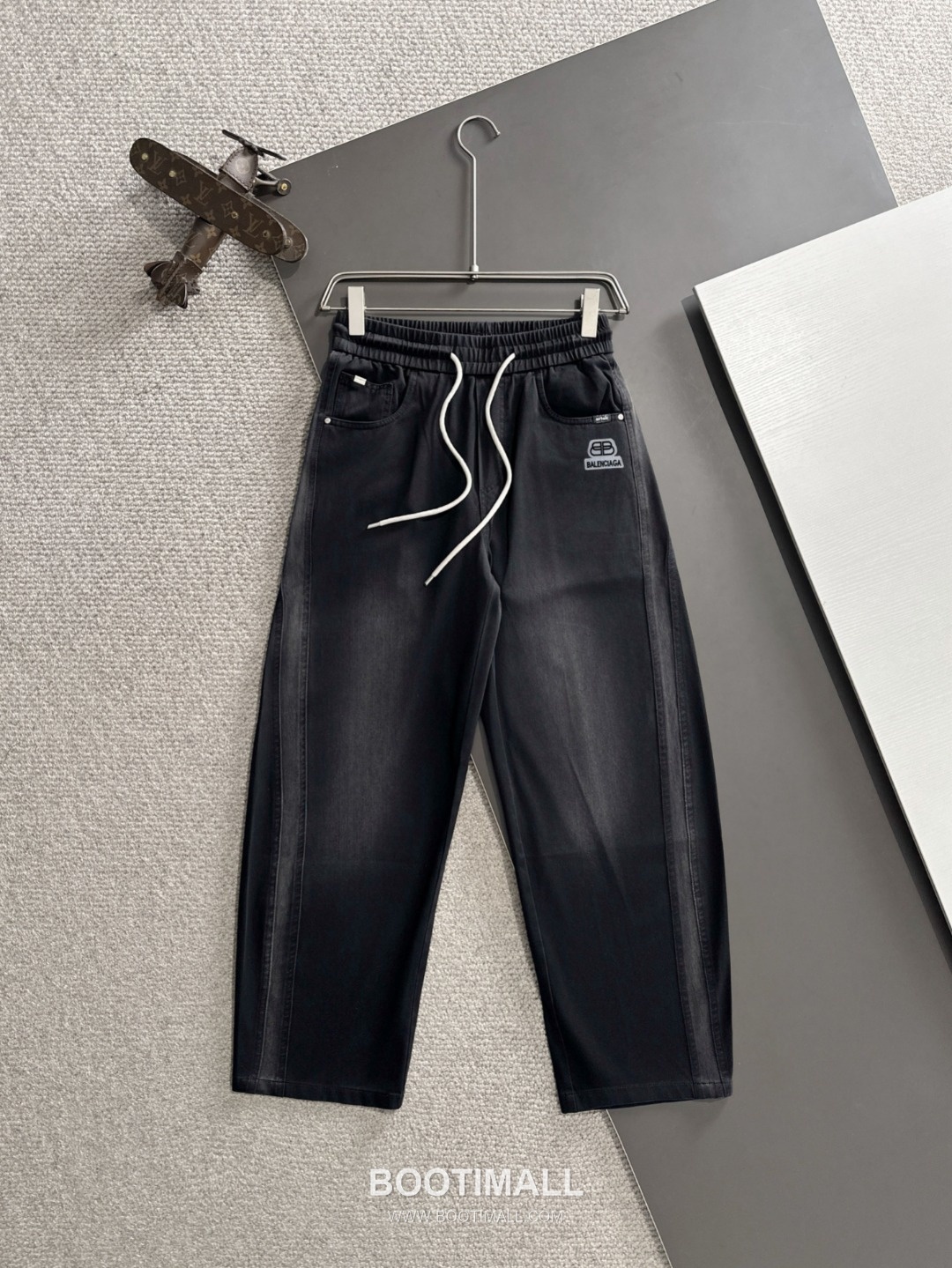 Balenciaga Elastic Waist Cotton Casual Pants 발렌시아가 밴딩 코튼 캐주얼 팬츠 1