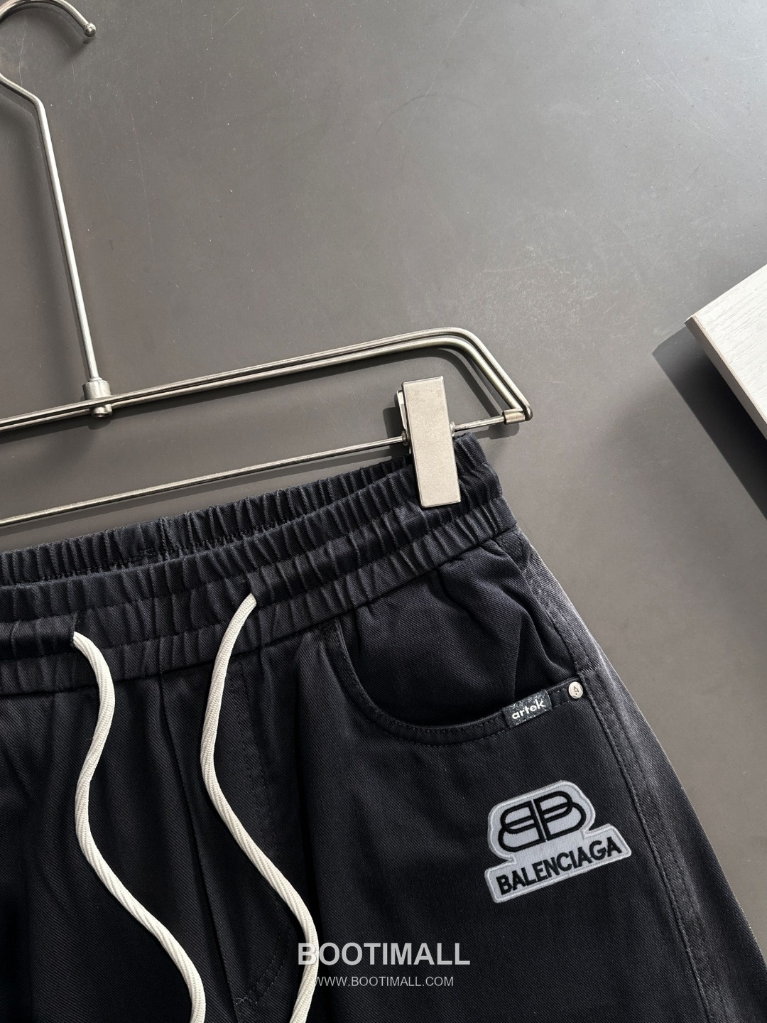 Balenciaga Elastic Waist Cotton Casual Pants 발렌시아가 밴딩 코튼 캐주얼 팬츠 2