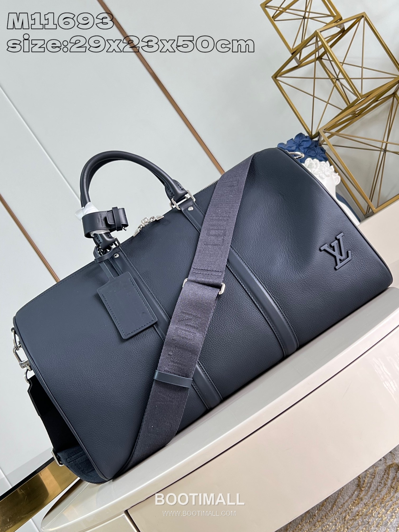 Louis Vuitton Keepall Bandouliere 50 Aerogram Grained Calfskin Leather Duffle Bag with Strap Detail 루이비통 키폴 반둘리에 50 에어로그램 카프스킨 레더 스트랩 더플백 M11693 50cm 1