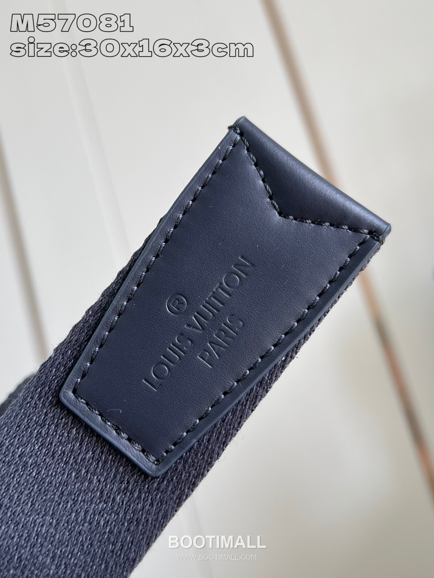 Louis Vuitton Aerogram Grained Calfskin Leather Shoulder Crossbody Bag with Flap Magnetic Detail 루이비통 에어로그램 카프스킨 레더 플랩 마그네틱 크로스백 M57081 30cm 7