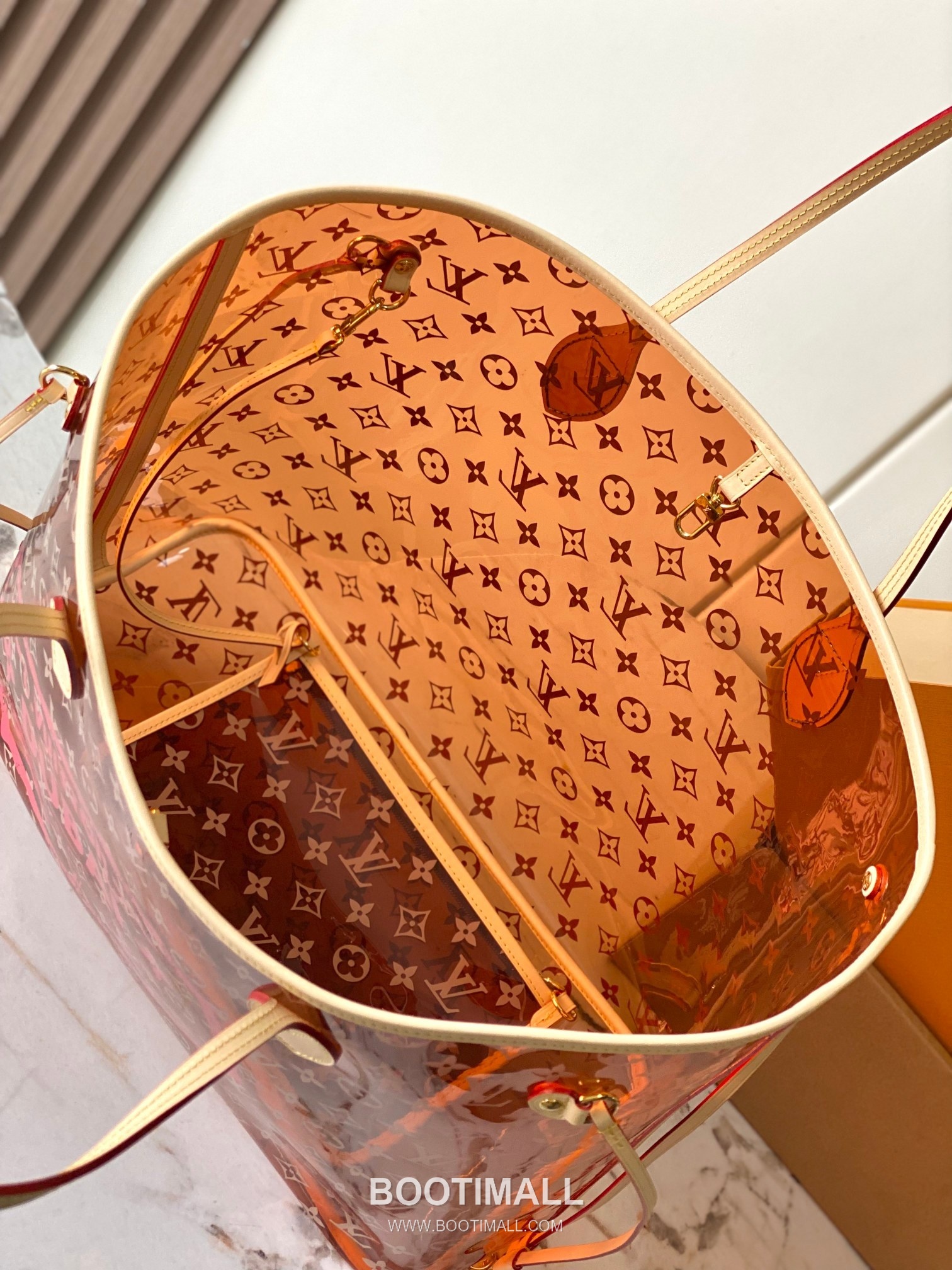 Louis Vuitton Neverfull GM Monogram Canvas PVC Tote Bag with Logo Detail 루이비통 네버풀 GM 모노그램 캔버스 PVC 로고 토트백 M14991 39cm 9