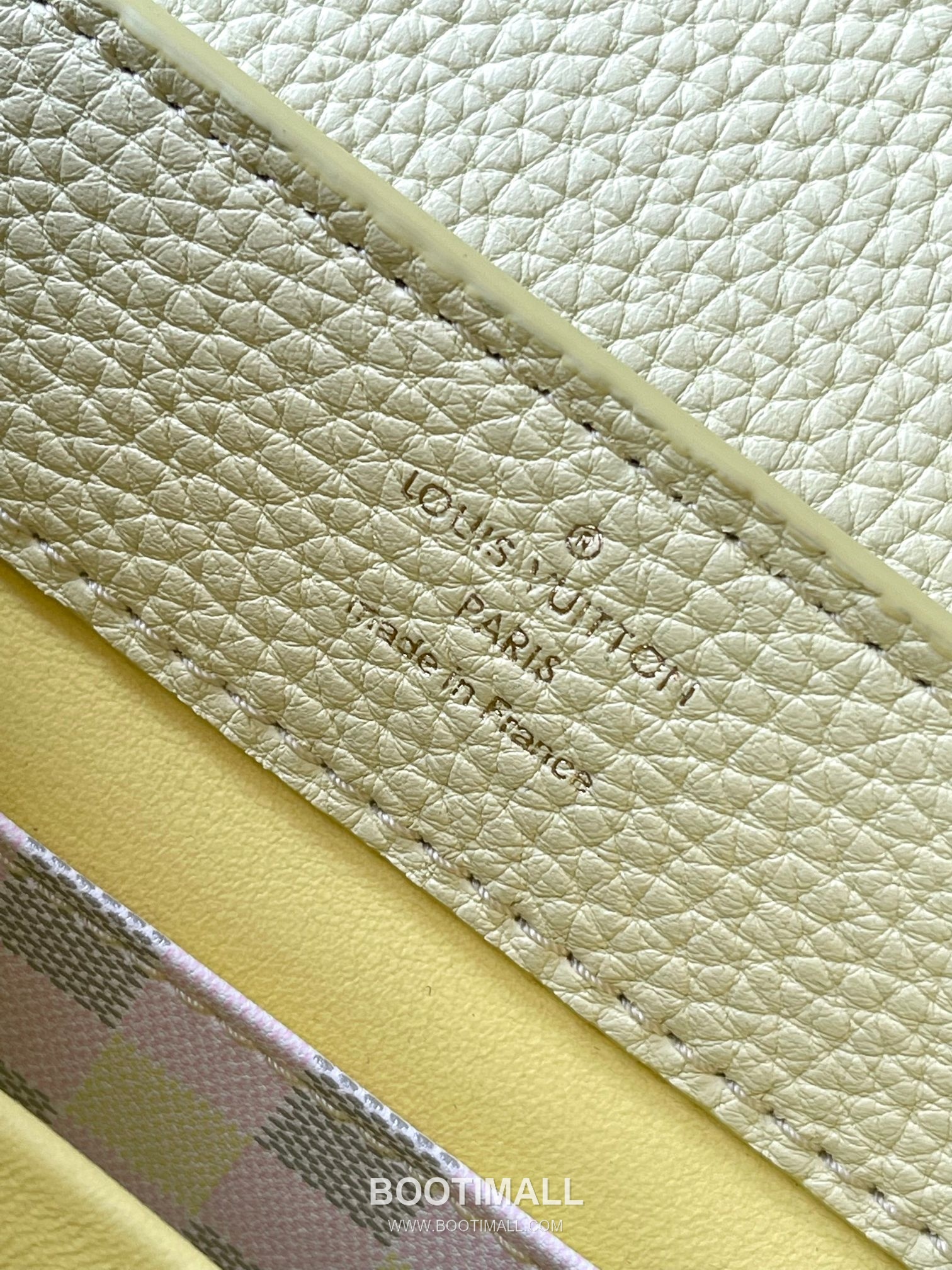 Louis Vuitton Capucines East West Mini Taurillon Leather Handbag with Flap LV Lock Detail 루이비통 카퓌신 이스트웨스트 미니 토릴론 레더 플랩 LV락 핸드백 M24809 21cm 10