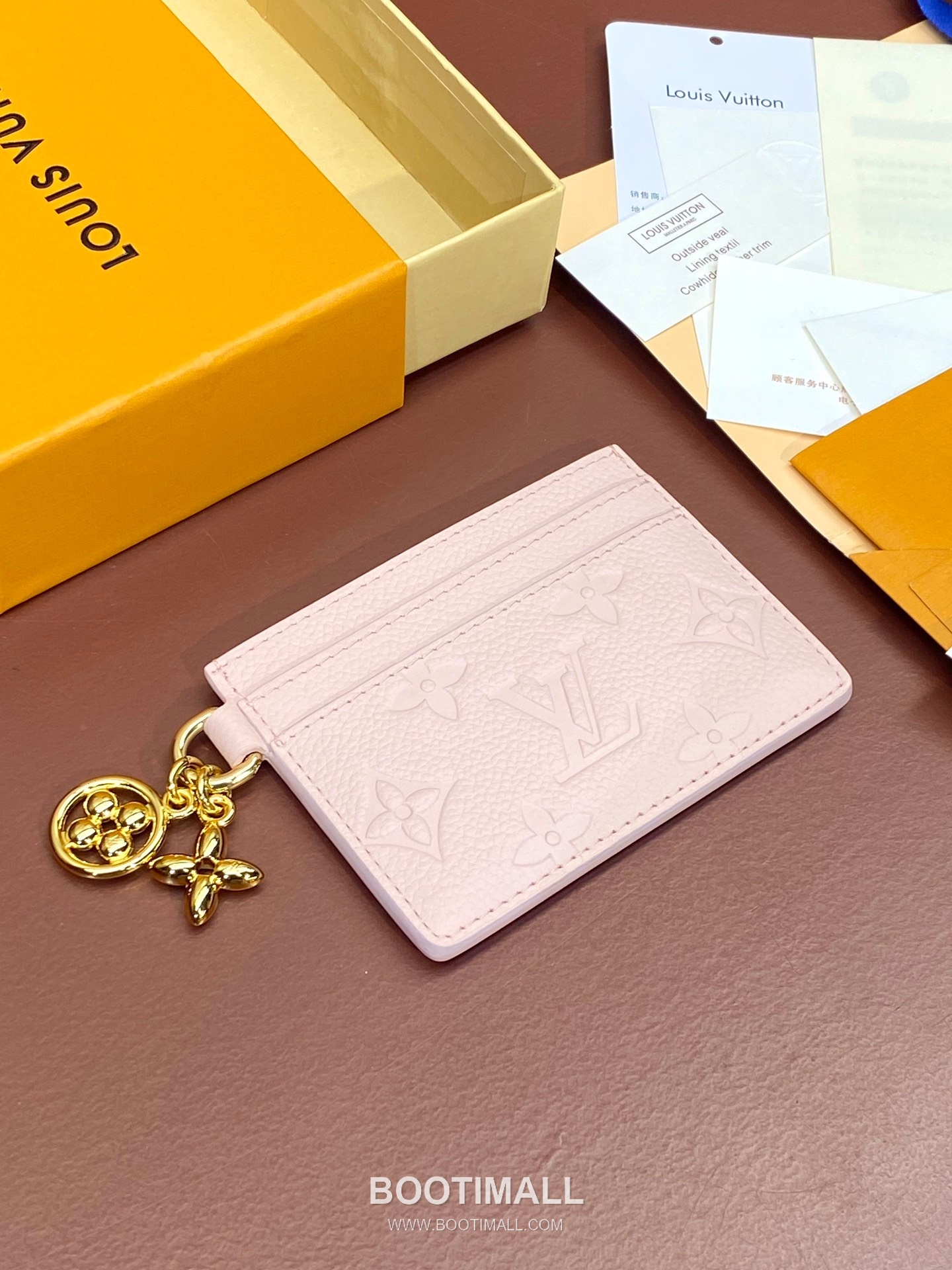 Louis Vuitton Porto Cult Charm Monogram Empreinte Leather Card Holder Wallet with Flower Charm Detail 루이비통 포르토 컬트 참 모노그램 앙프렝뜨 레더 플라워 참 카드지갑 M82132 10.2cm 5