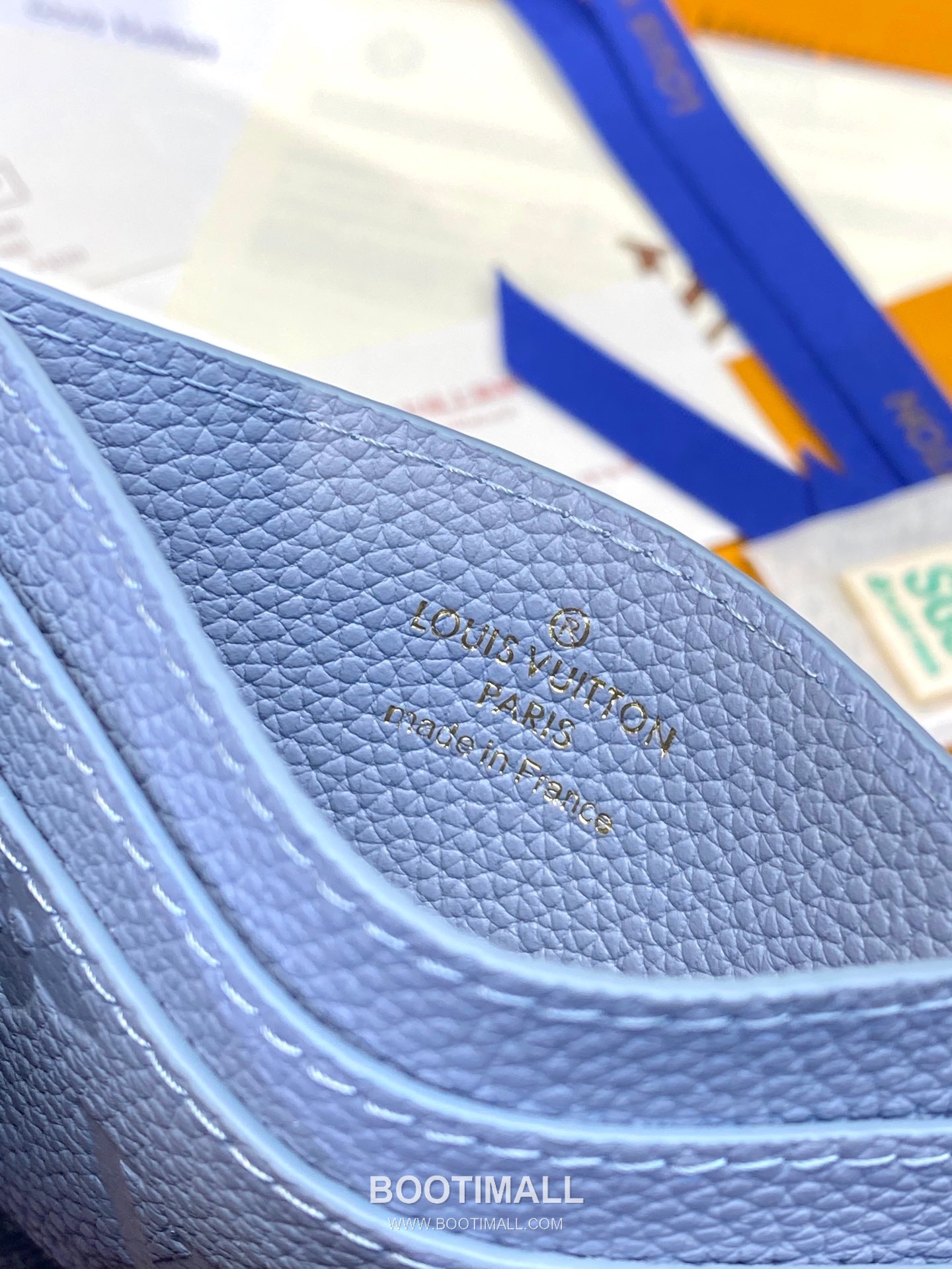 Louis Vuitton Porto Cult Charm Monogram Empreinte Leather Card Holder Wallet with Flower Charm Detail 루이비통 포르토 컬트 참 모노그램 앙프렝뜨 레더 플라워 참 카드지갑 M82132 10.2cm 4