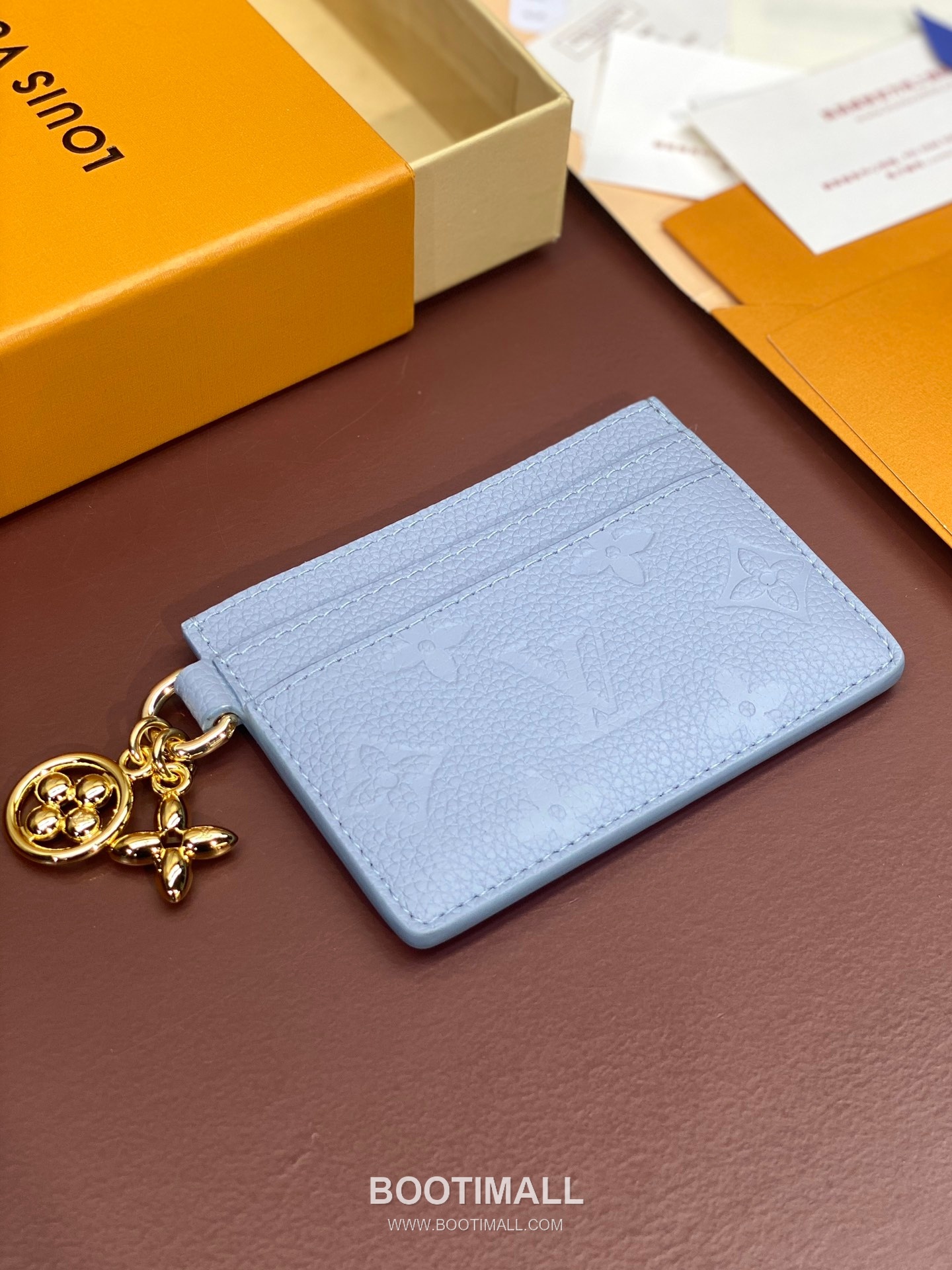 Louis Vuitton Porto Cult Charm Monogram Empreinte Leather Card Holder Wallet with Flower Charm Detail 루이비통 포르토 컬트 참 모노그램 앙프렝뜨 레더 플라워 참 카드지갑 M82132 10.2cm 5