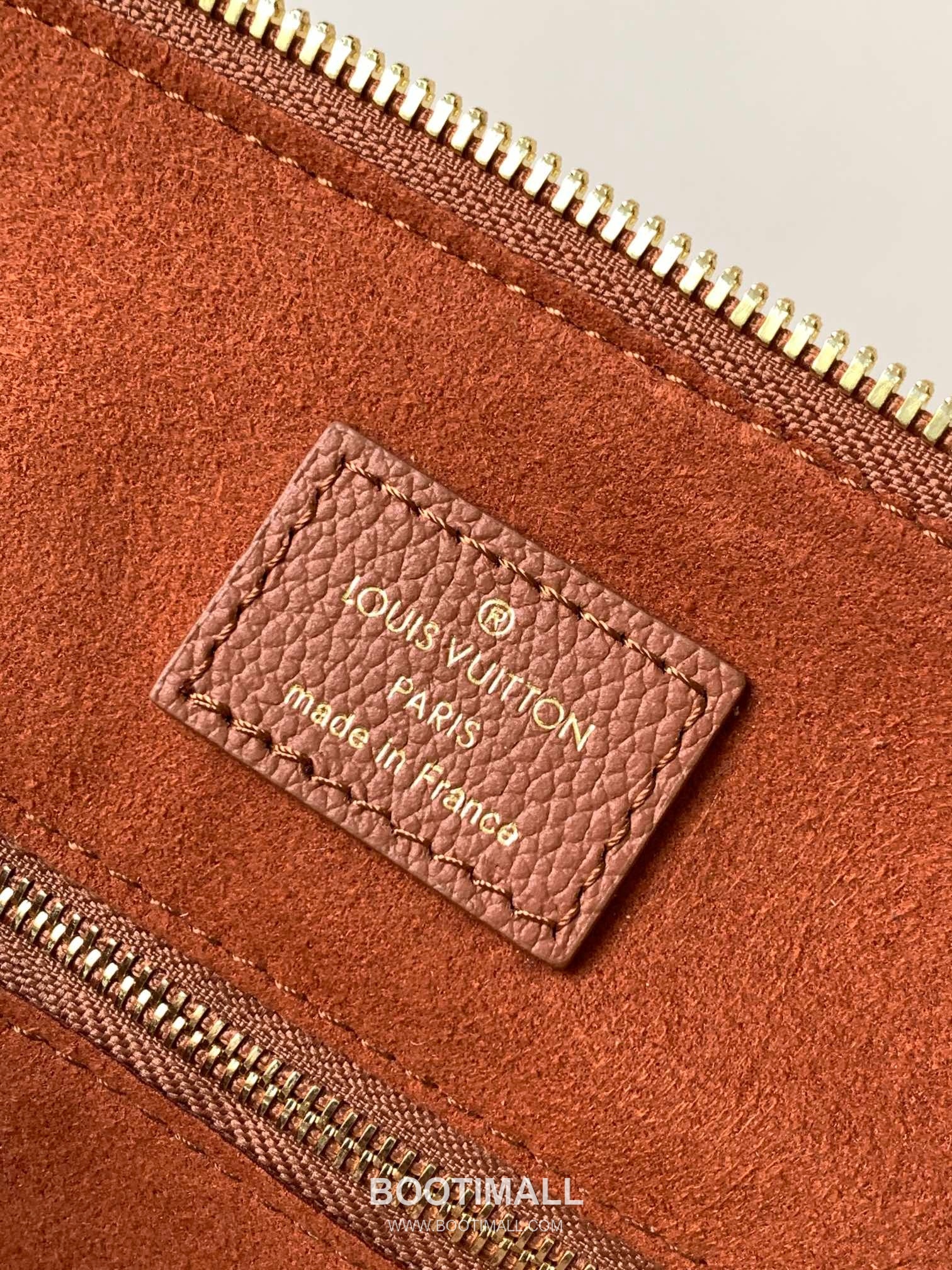 Louis Vuitton Speedy Bandouliere 25 Monogram Empreinte Leather Top Handle Shoulder Bag with Lock Detail 루이비통 스피디 반둘리에 25 모노그램 앙프렝뜨 레더 락장식 숄더 토트백 M58947 25cm 10