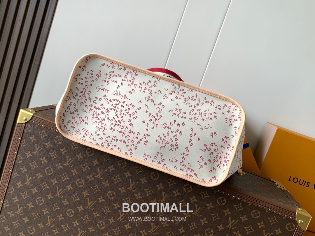 Louis Vuitton Neverfull Bandouliere Inside Out GM Monogram Canvas Fabric Tote Bag with Hook Detail 루이비통 네버풀 반둘리에 인사이드아웃 GM 모노그램 캔버스 패브릭 훅 토트백 M11948 39cm 4