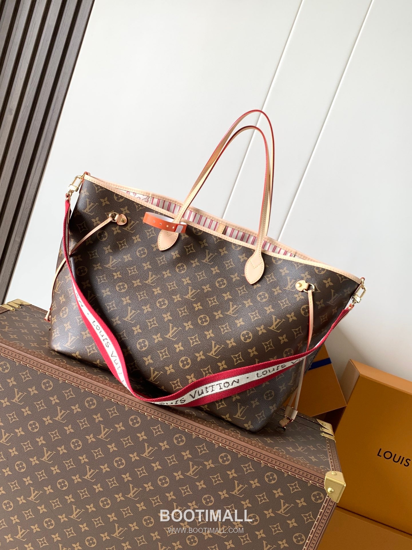 Louis Vuitton Neverfull Bandouliere Inside Out GM Monogram Canvas Fabric Tote Bag with Hook Detail 루이비통 네버풀 반둘리에 인사이드아웃 GM 모노그램 캔버스 패브릭 훅 토트백 M11948 39cm 8