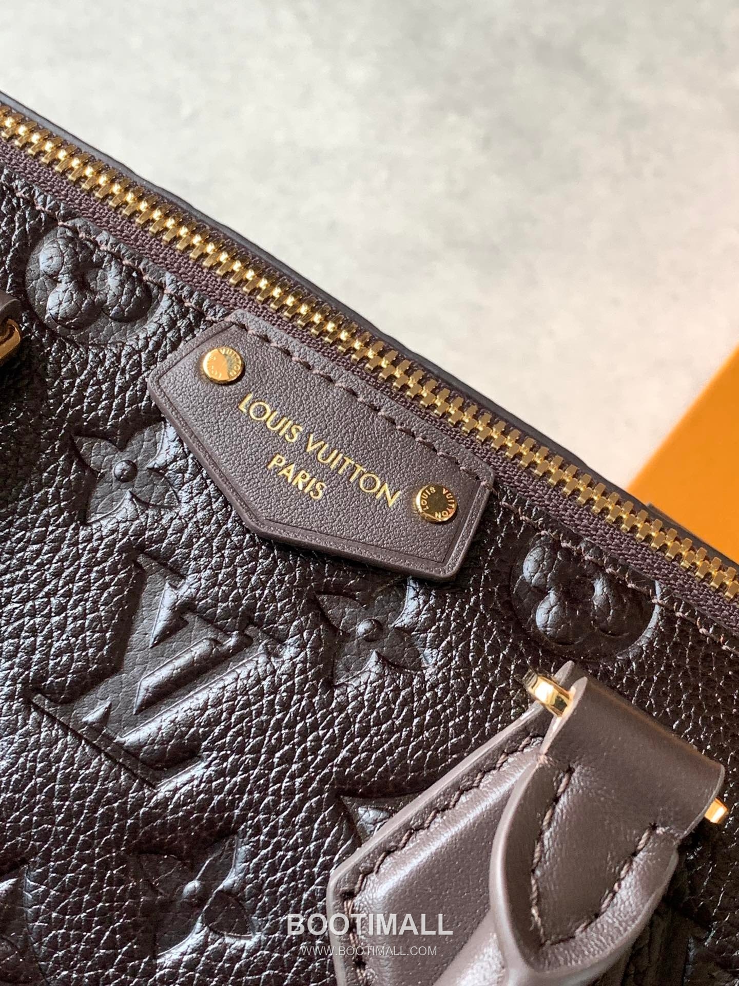 Louis Vuitton Speedy Trunk 25 Monogram Saga Calfskin Leather Top Handle Shoulder Bag with Dual Zip Detail 루이비통 스피디 트렁크 25 모노그램 사가 카프스킨 듀얼지퍼 숄더 토트백 M26392 27cm 7