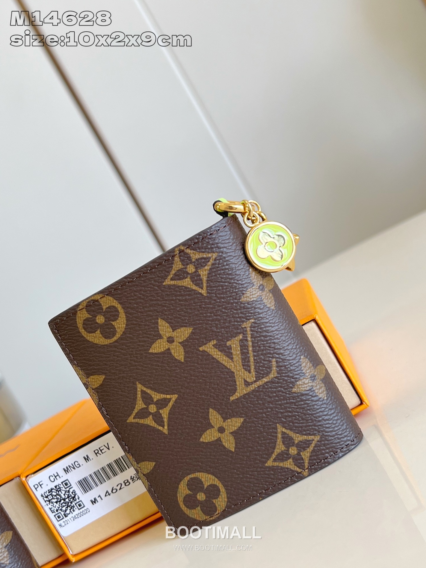Louis Vuitton LV Charms Monogram Canvas Leather Wallet with Zip Coin Pocket Detail 루이비통 LV 참스 모노그램 캔버스 레더 지퍼 코인포켓 지갑 M14628 9cm 1