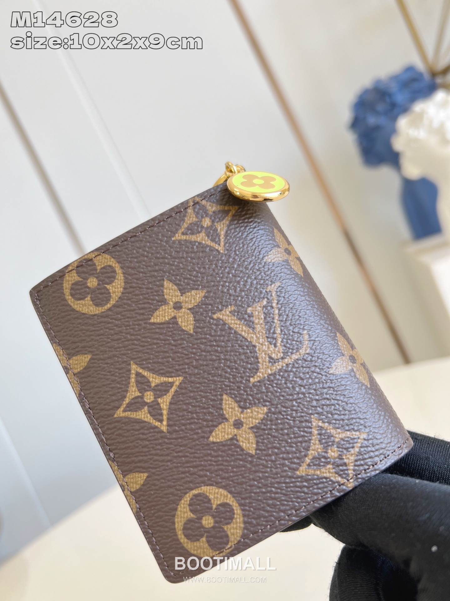 Louis Vuitton LV Charms Monogram Canvas Leather Wallet with Zip Coin Pocket Detail 루이비통 LV 참스 모노그램 캔버스 레더 지퍼 코인포켓 지갑 M14628 9cm 2