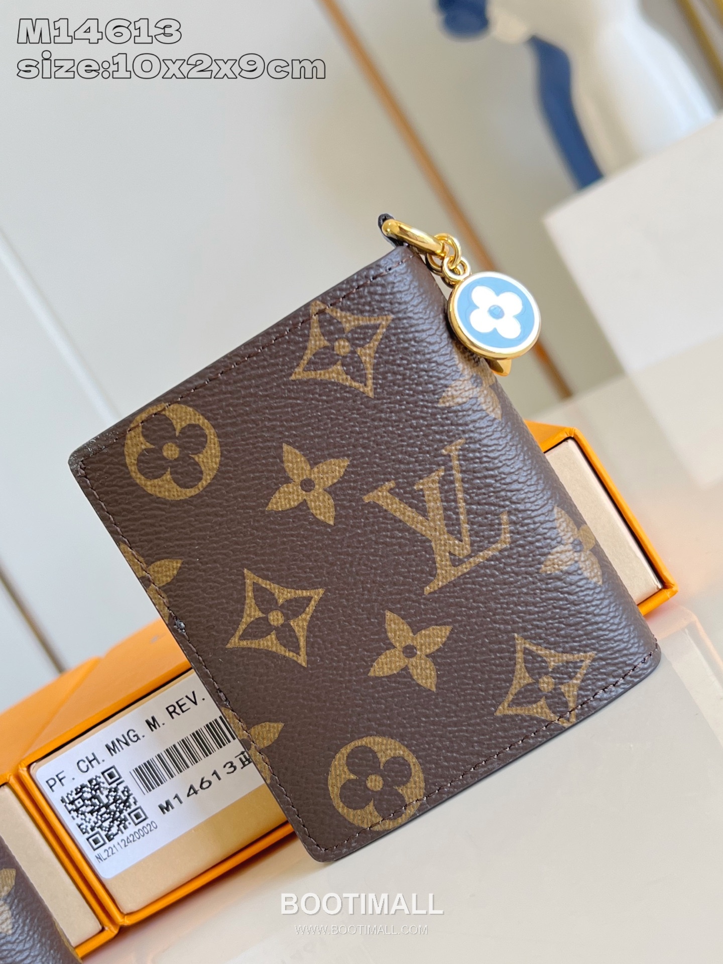 Louis Vuitton LV Charms Monogram Canvas Leather Wallet with Zip Coin Pocket Detail 루이비통 LV 참스 모노그램 캔버스 레더 지퍼 코인포켓 지갑 M14613 9cm 1