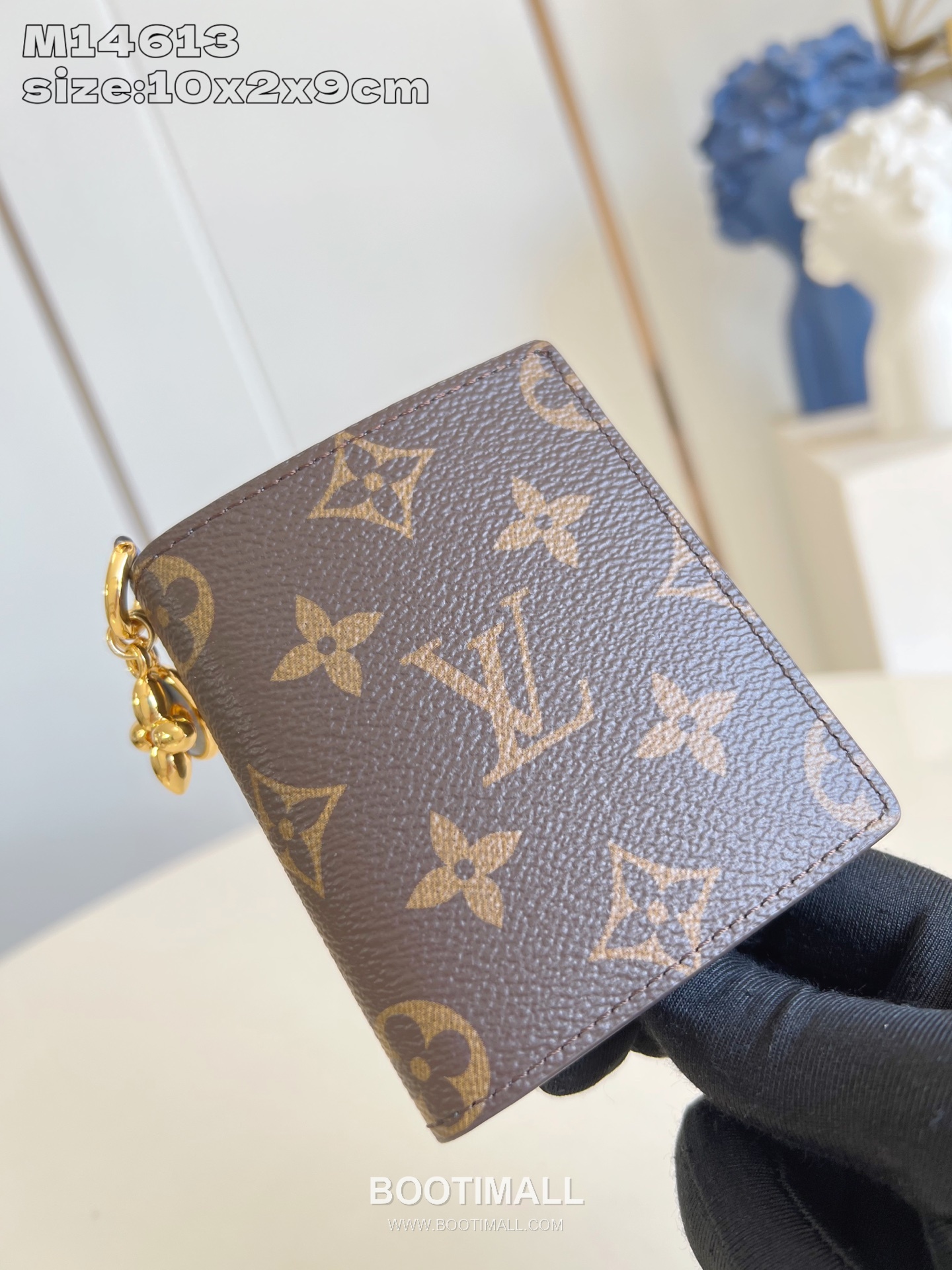 Louis Vuitton LV Charms Monogram Canvas Leather Wallet with Zip Coin Pocket Detail 루이비통 LV 참스 모노그램 캔버스 레더 지퍼 코인포켓 지갑 M14613 9cm 3