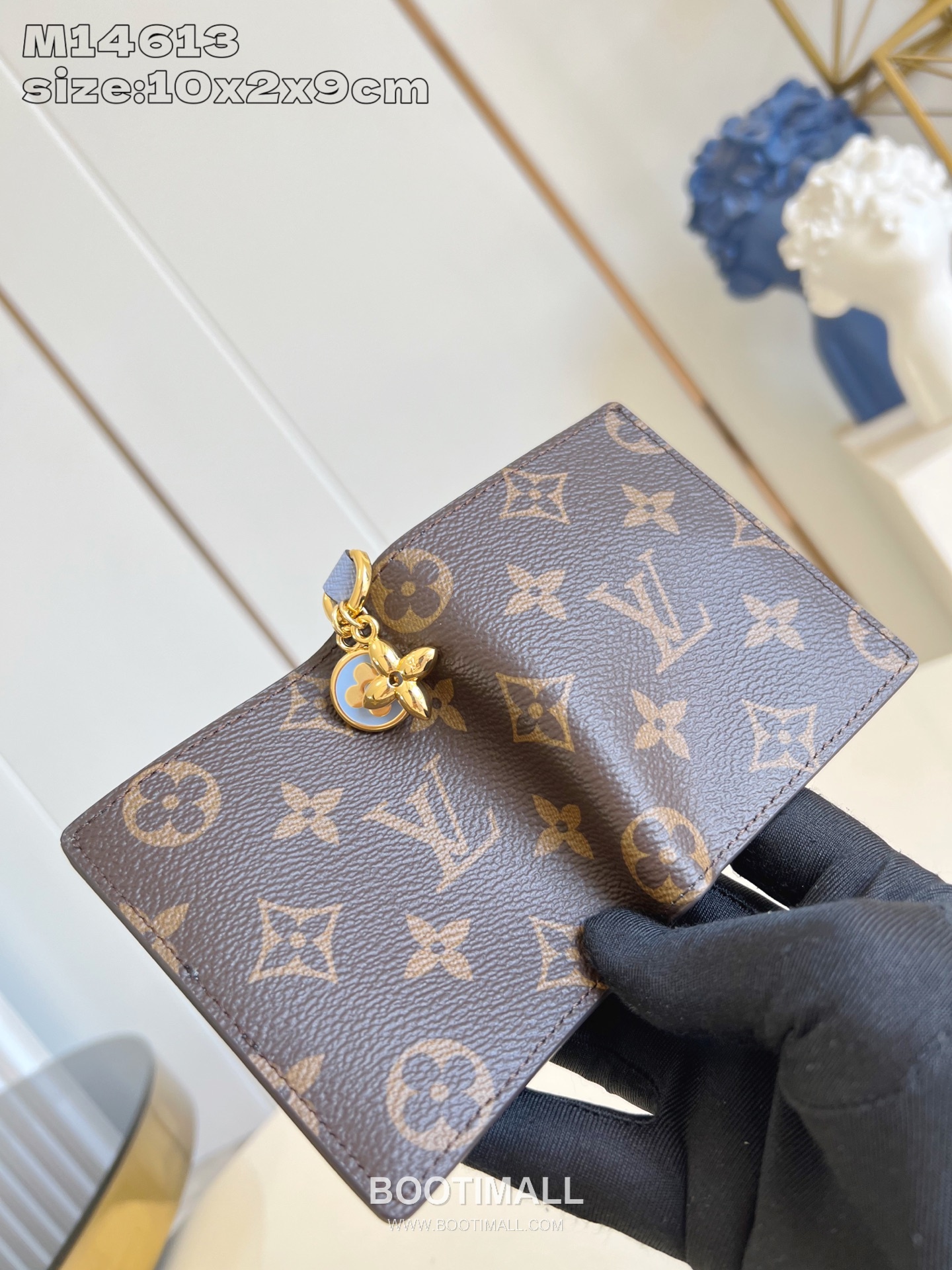 Louis Vuitton LV Charms Monogram Canvas Leather Wallet with Zip Coin Pocket Detail 루이비통 LV 참스 모노그램 캔버스 레더 지퍼 코인포켓 지갑 M14613 9cm 4