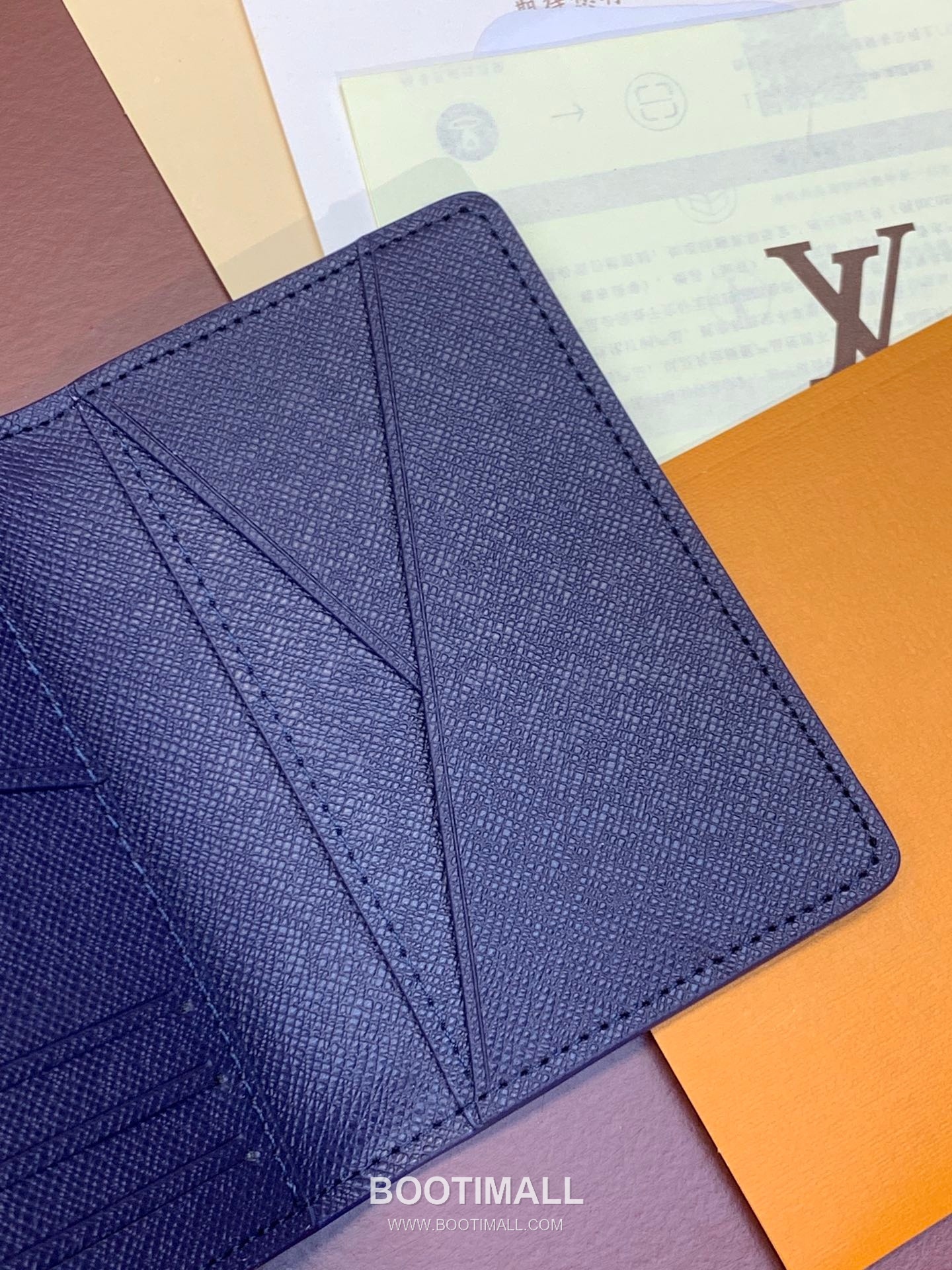 Louis Vuitton Pocket Wallet Monogram Coated Canvas Card Holder Wallet with Logo Detail 루이비통 포켓 월렛 모노그램 코팅 캔버스 로고 카드지갑 M82827 11.1cm 5