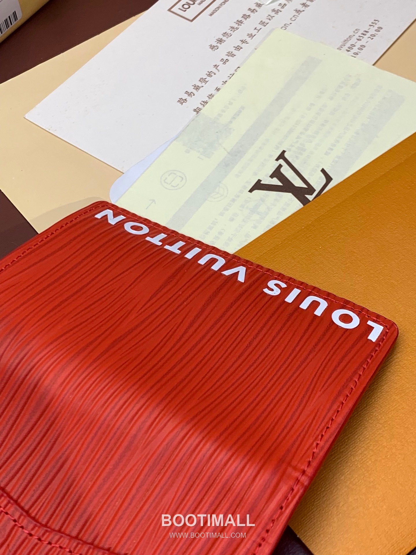 Louis Vuitton Pocket Wallet Epi XL Calfskin Leather Card Holder Wallet with Logo Detail 루이비통 포켓 월렛 에피 XL 카프스킨 레더 로고 카드지갑 M23696 11.1cm 7