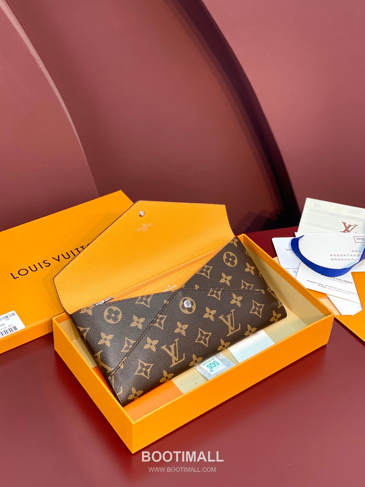 Louis Vuitton Kirigami Pouch Monogram Coated Canvas Leather Clutch Wallet with Zip Compartment Detail 루이비통 키리가미 파우치 모노그램 코팅 캔버스 레더 지퍼 컴파트먼트 클러치 지갑 M12359 23cm 2