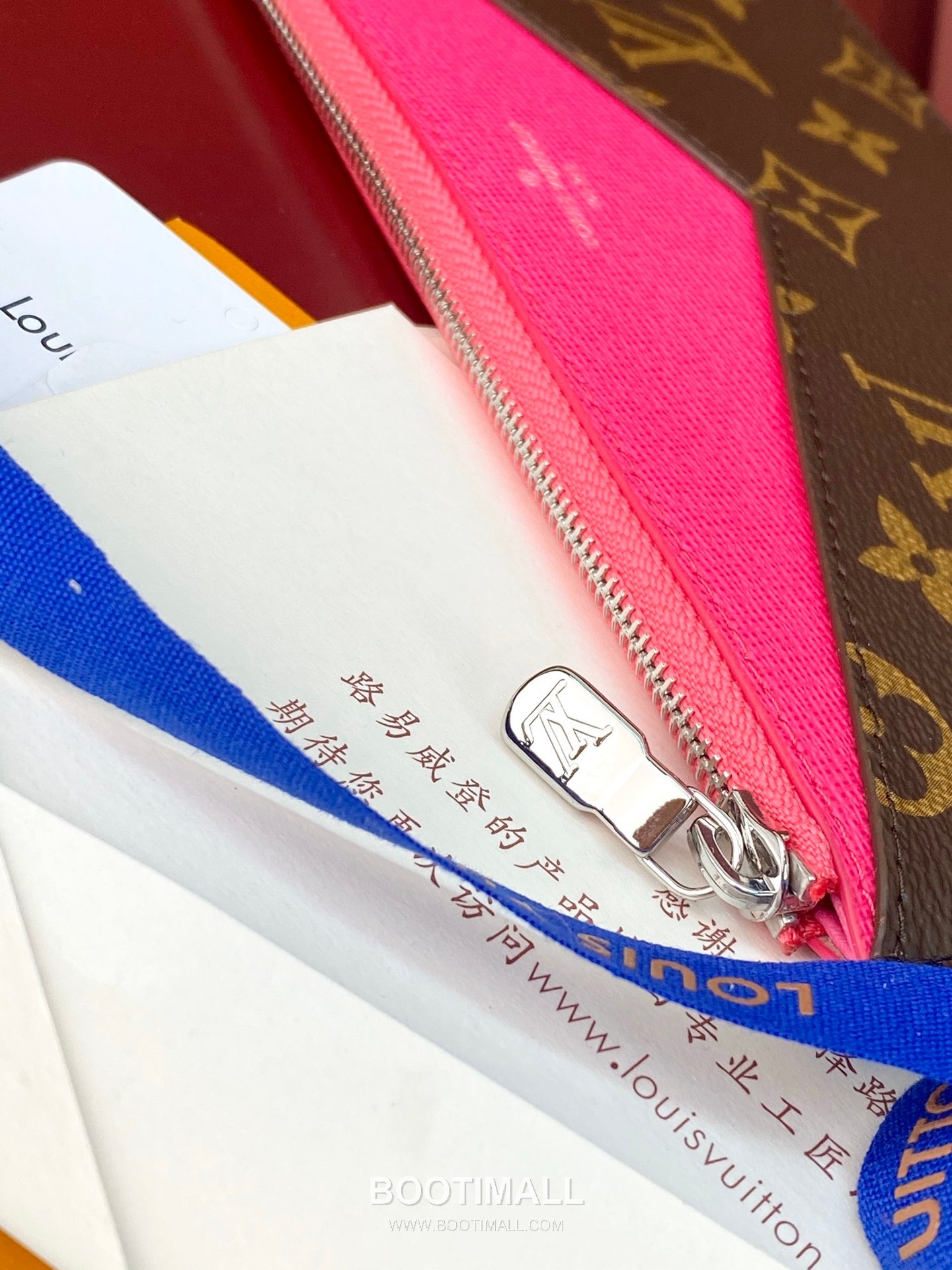 Louis Vuitton Kirigami Pouch Monogram Coated Canvas Leather Clutch Wallet with Zip Compartment Detail 루이비통 키리가미 파우치 모노그램 코팅 캔버스 레더 지퍼 컴파트먼트 클러치 지갑 M12359 23cm 9