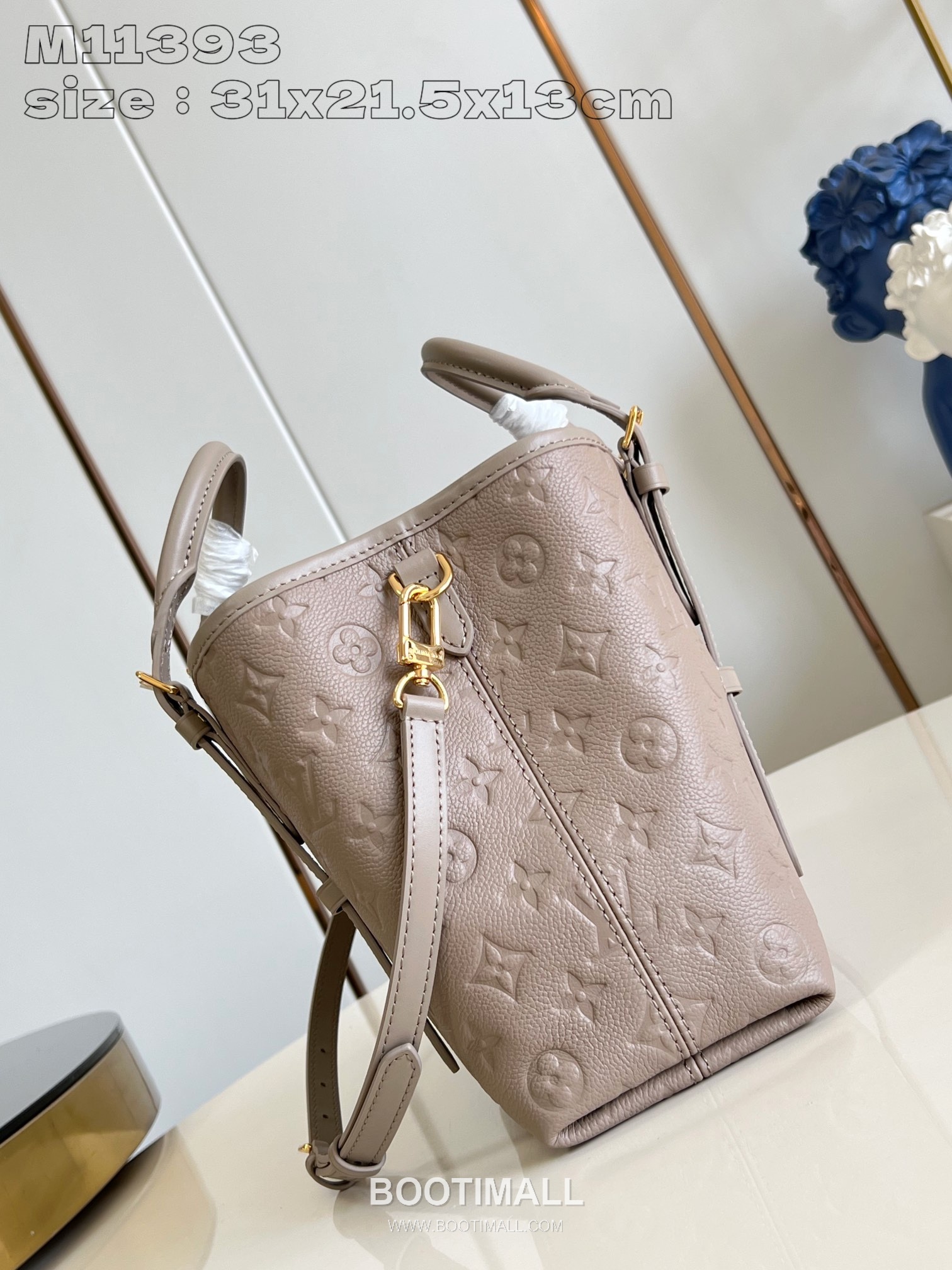 Louis Vuitton Babylone Tote Grained Calfskin Leather Shoulder Bag with Zip Compartment Detail 루이비통 바빌론 토트 카프스킨 레더 지퍼 컴파트먼트 숄더 토트백 M11393 31cm 3