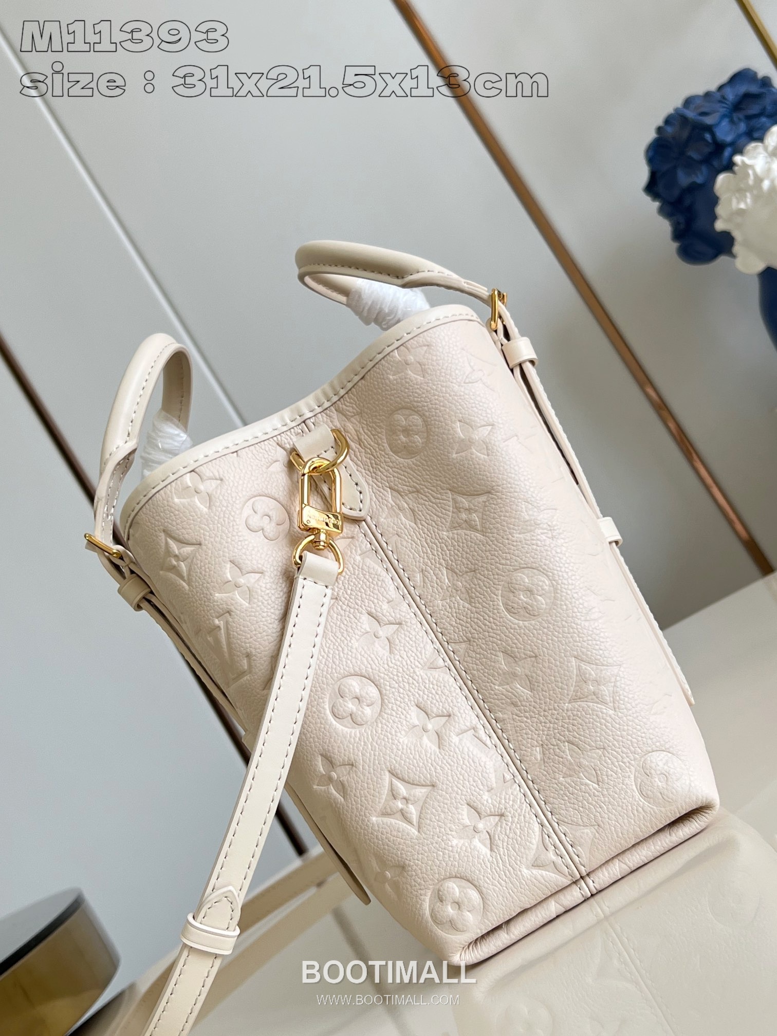 Louis Vuitton Babylone Tote Grained Calfskin Leather Shoulder Bag with Zip Compartment Detail 루이비통 바빌론 토트 카프스킨 레더 지퍼 컴파트먼트 숄더 토트백 M11393 31cm 3