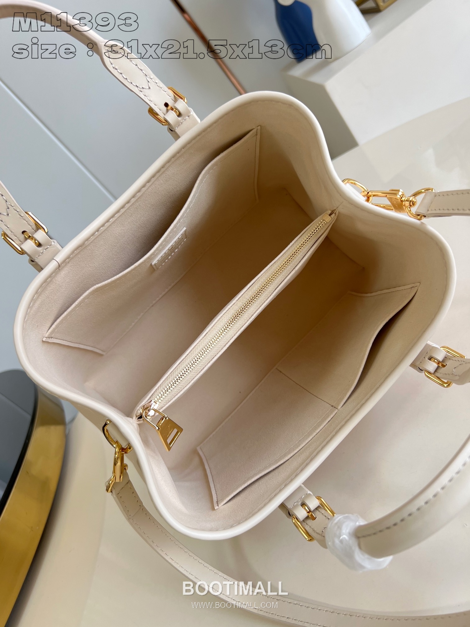 Louis Vuitton Babylone Tote Grained Calfskin Leather Shoulder Bag with Zip Compartment Detail 루이비통 바빌론 토트 카프스킨 레더 지퍼 컴파트먼트 숄더 토트백 M11393 31cm 7