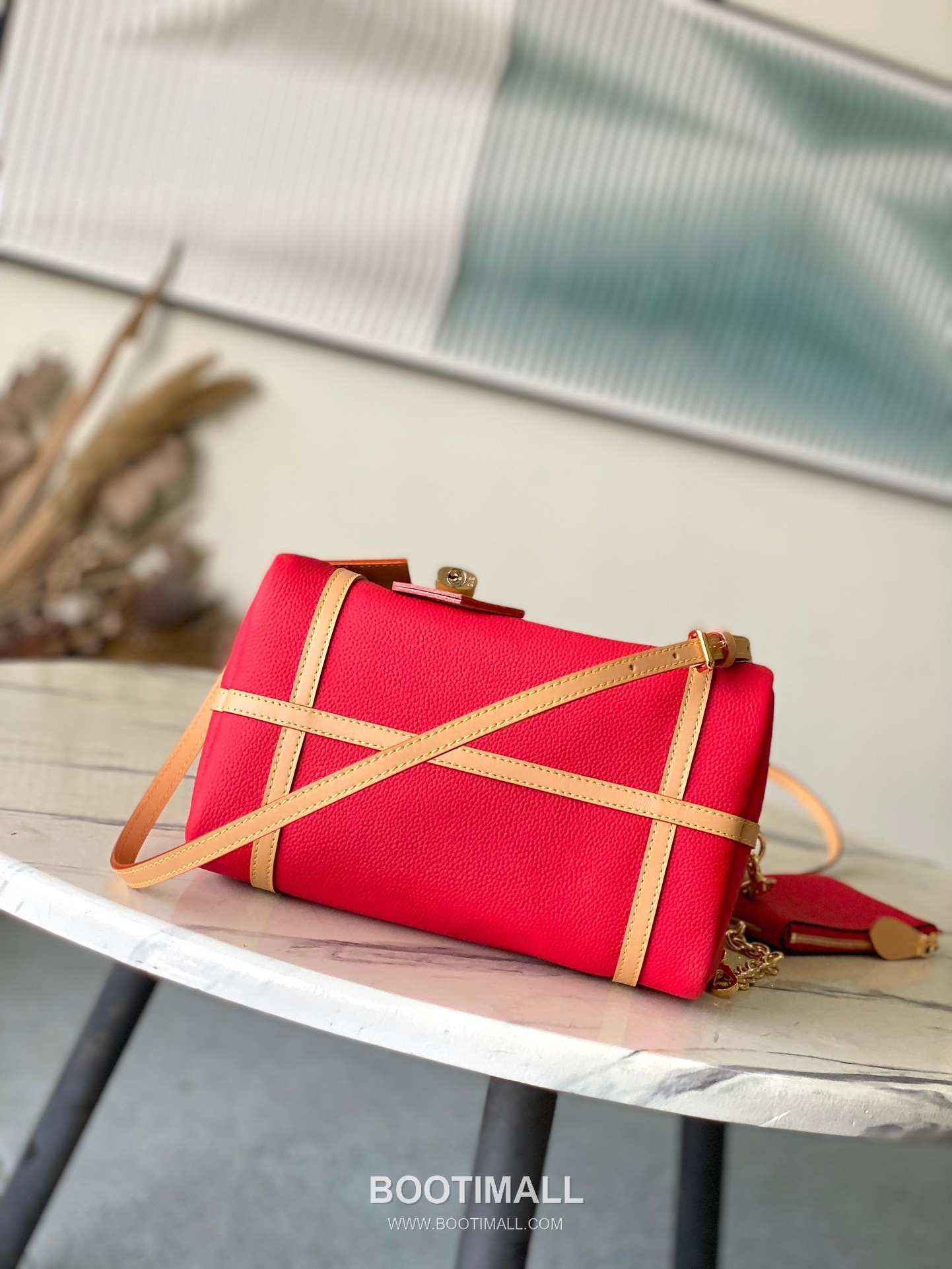 Louis Vuitton Keepall Soft 25 Leather Top Handle Shoulder Bag with Zip Detail 루이비통 키폴 소프트 25 레더 지퍼 디테일 토트 숄더백 M13667 25cm 4