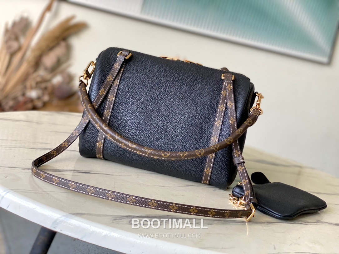 Louis Vuitton Keepall Soft 25 Leather Top Handle Shoulder Bag with Zip Detail 루이비통 키폴 소프트 25 레더 지퍼 디테일 토트 숄더백 M13667 25cm 3