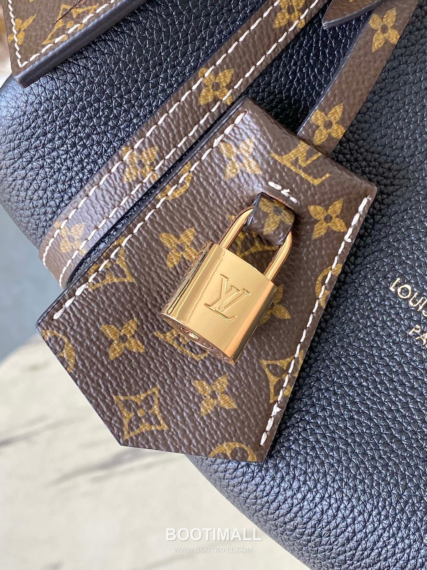 Louis Vuitton Keepall Soft 25 Leather Top Handle Shoulder Bag with Zip Detail 루이비통 키폴 소프트 25 레더 지퍼 디테일 토트 숄더백 M13667 25cm 5