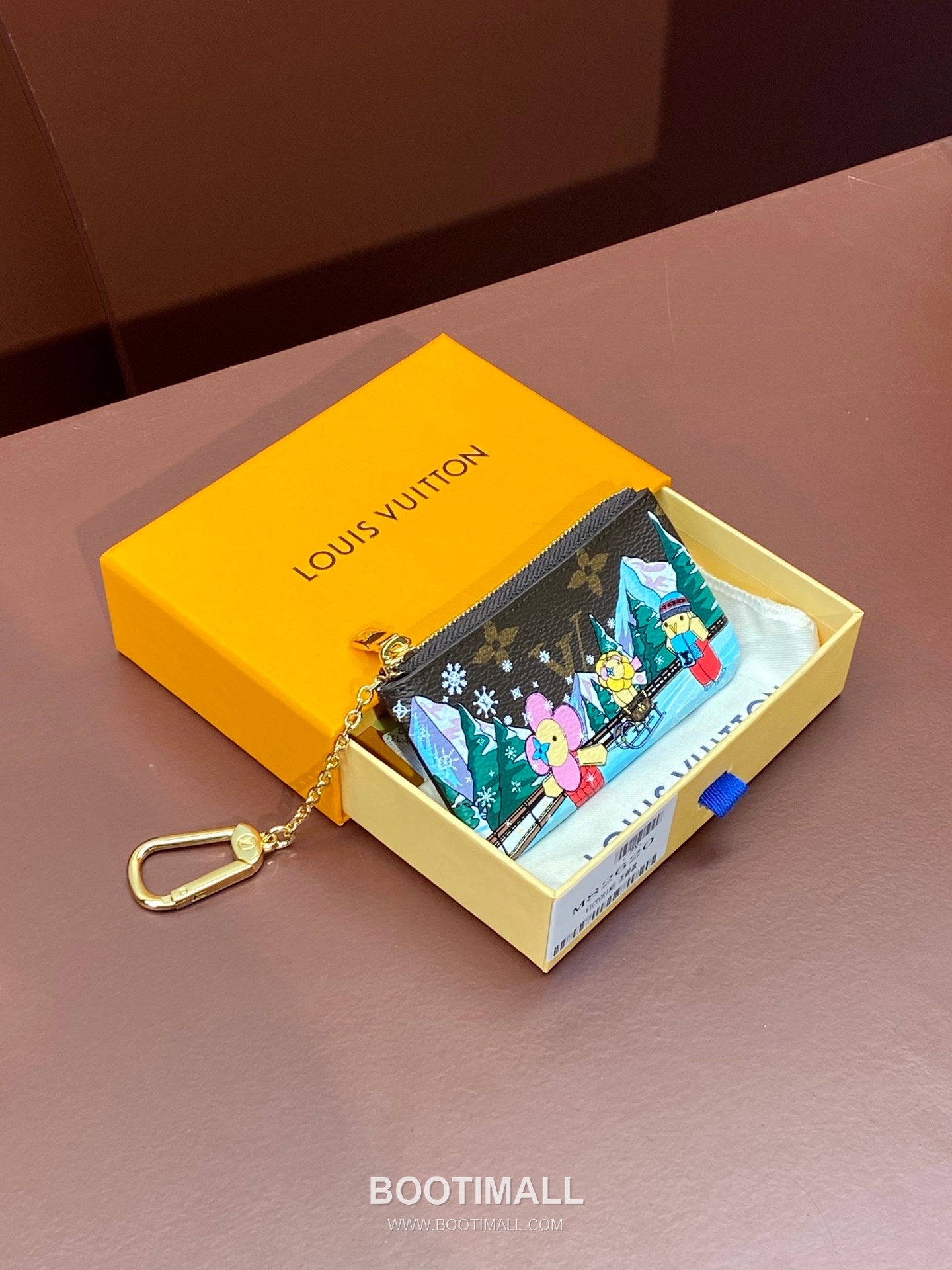 Louis Vuitton Key Pouch Monogram Canvas Wallet with Key Ring Detail 루이비통 키 파우치 모노그램 캔버스 키링 카드지갑 M82620 12cm 1