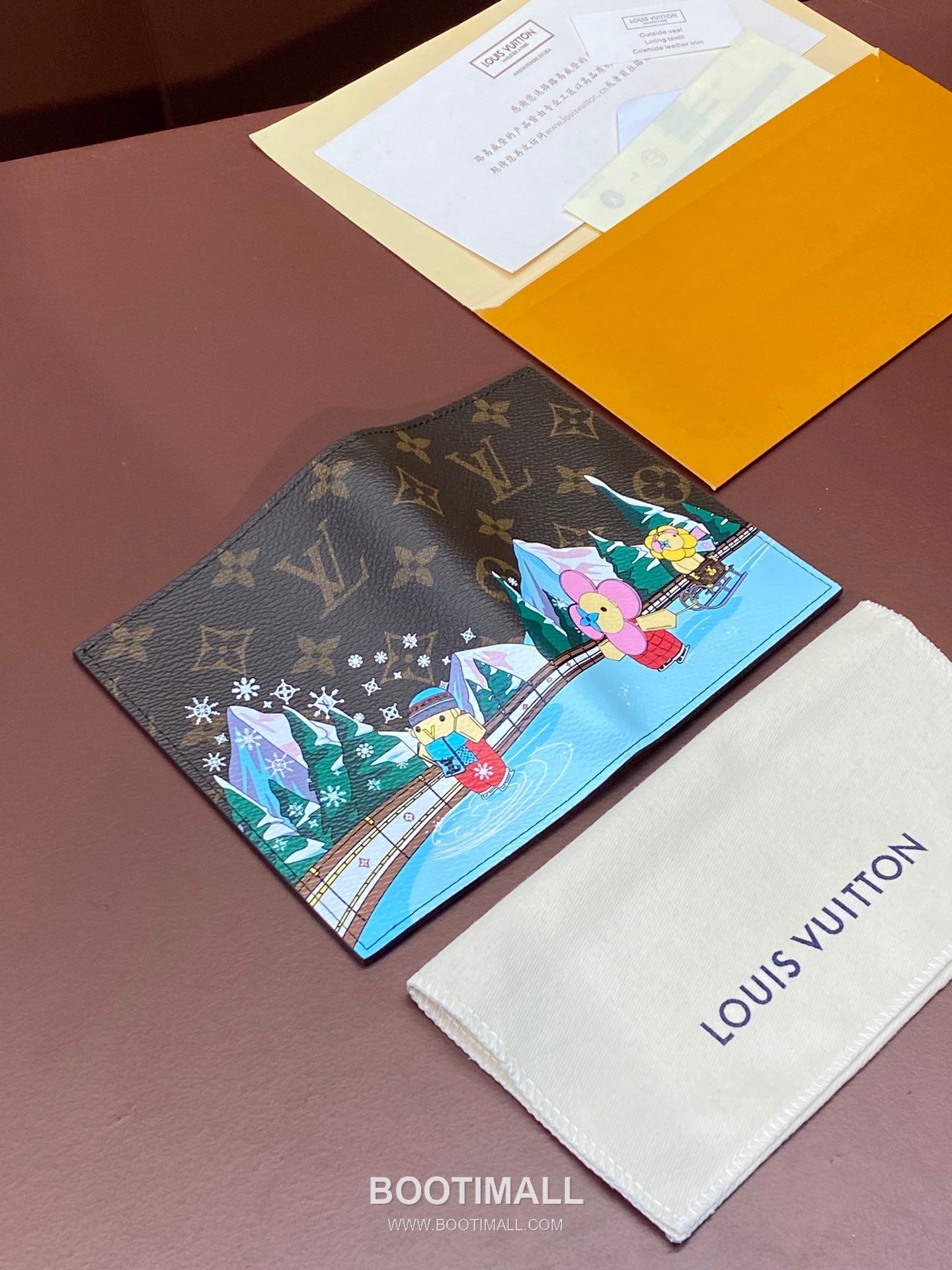 Louis Vuitton Passport Cover Monogram Canvas Wallet with Multi Slot Detail 루이비통 패스포트 커버 모노그램 캔버스 멀티슬롯 지갑 M82621 14cm 4