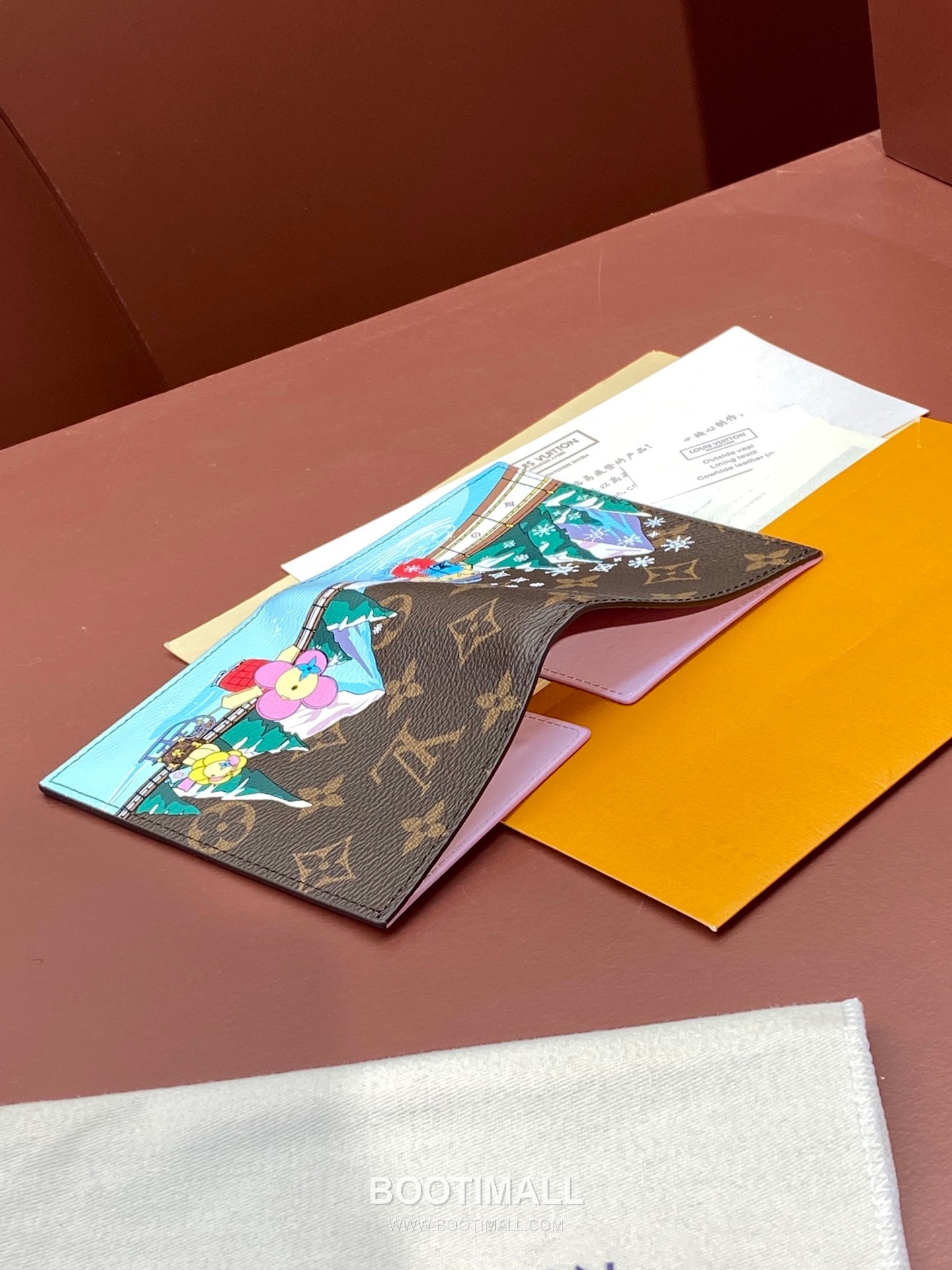 Louis Vuitton Passport Cover Monogram Canvas Wallet with Multi Slot Detail 루이비통 패스포트 커버 모노그램 캔버스 멀티슬롯 지갑 M82621 14cm 9