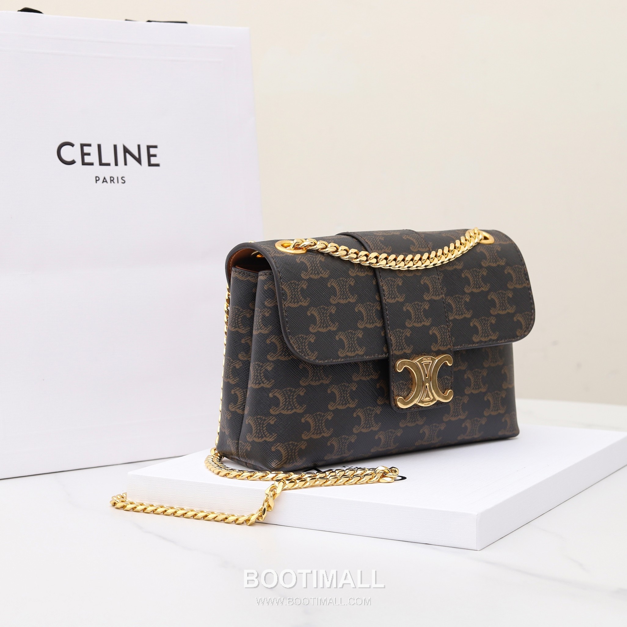 Celine Triomphe Monogram Canvas Calfskin Leather Shoulder Bag with Chain Strap Detail 셀린느 트리옹프 모노그램 캔버스 카프스킨 체인 숄더백 116592 23.5cm 2