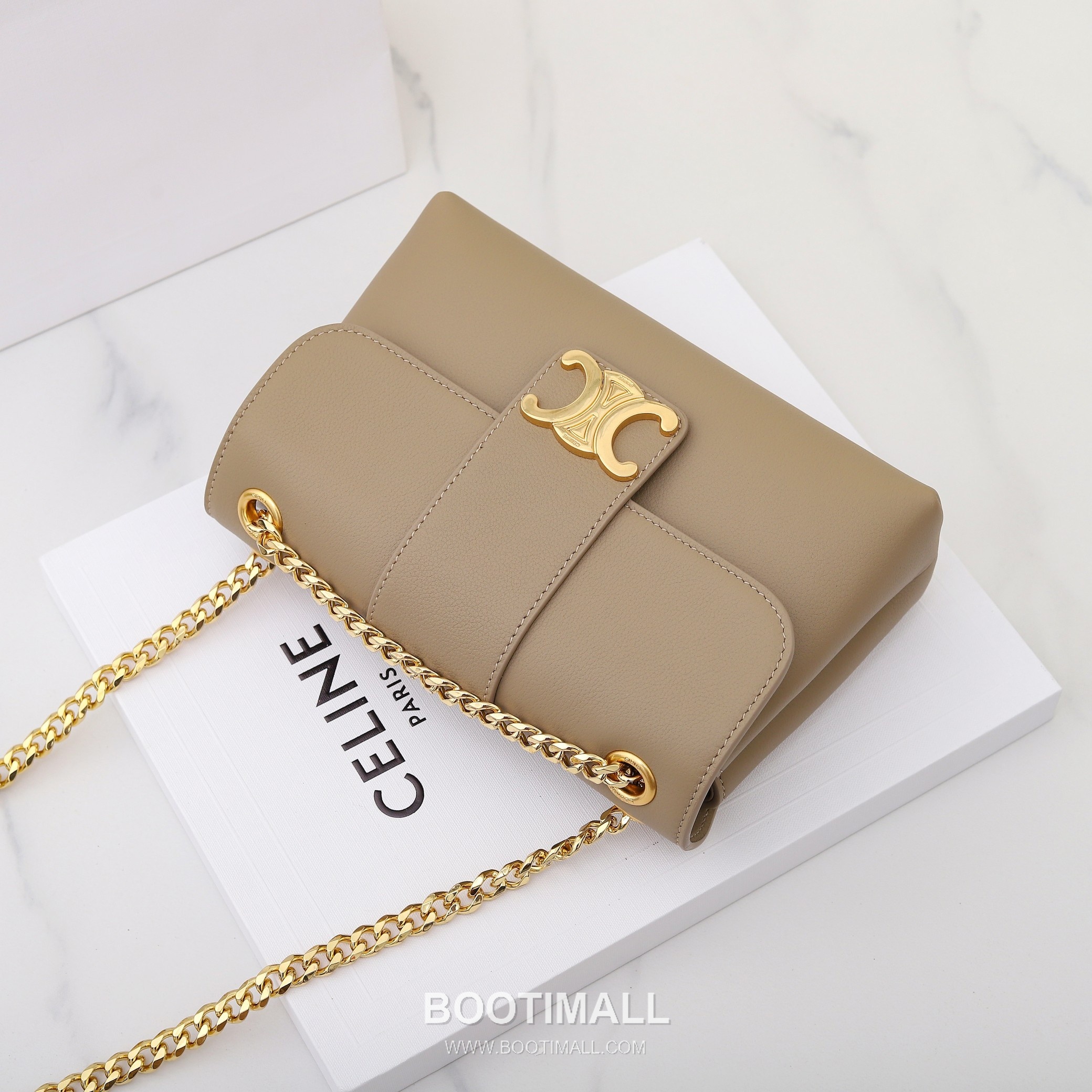 Celine Triomphe Calfskin Leather Shoulder Bag with Chain Strap Detail 셀린느 트리옹프 스몰 카프스킨 블랙 숄더백 116593 21cm 6