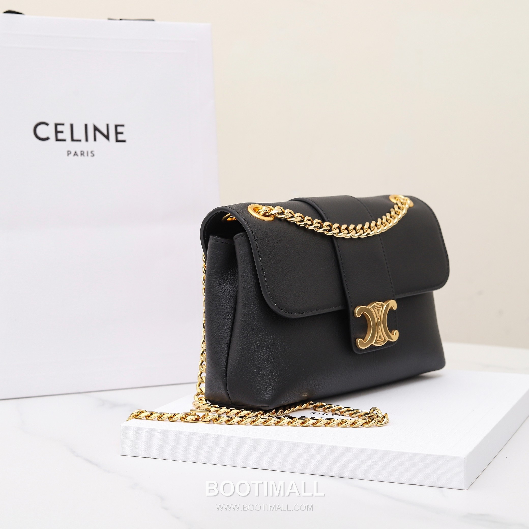 Celine Triomphe Calfskin Leather Shoulder Bag with Chain Strap Detail 셀린느 트리옹프 스몰 카프스킨 블랙 숄더백 116593 21cm 2
