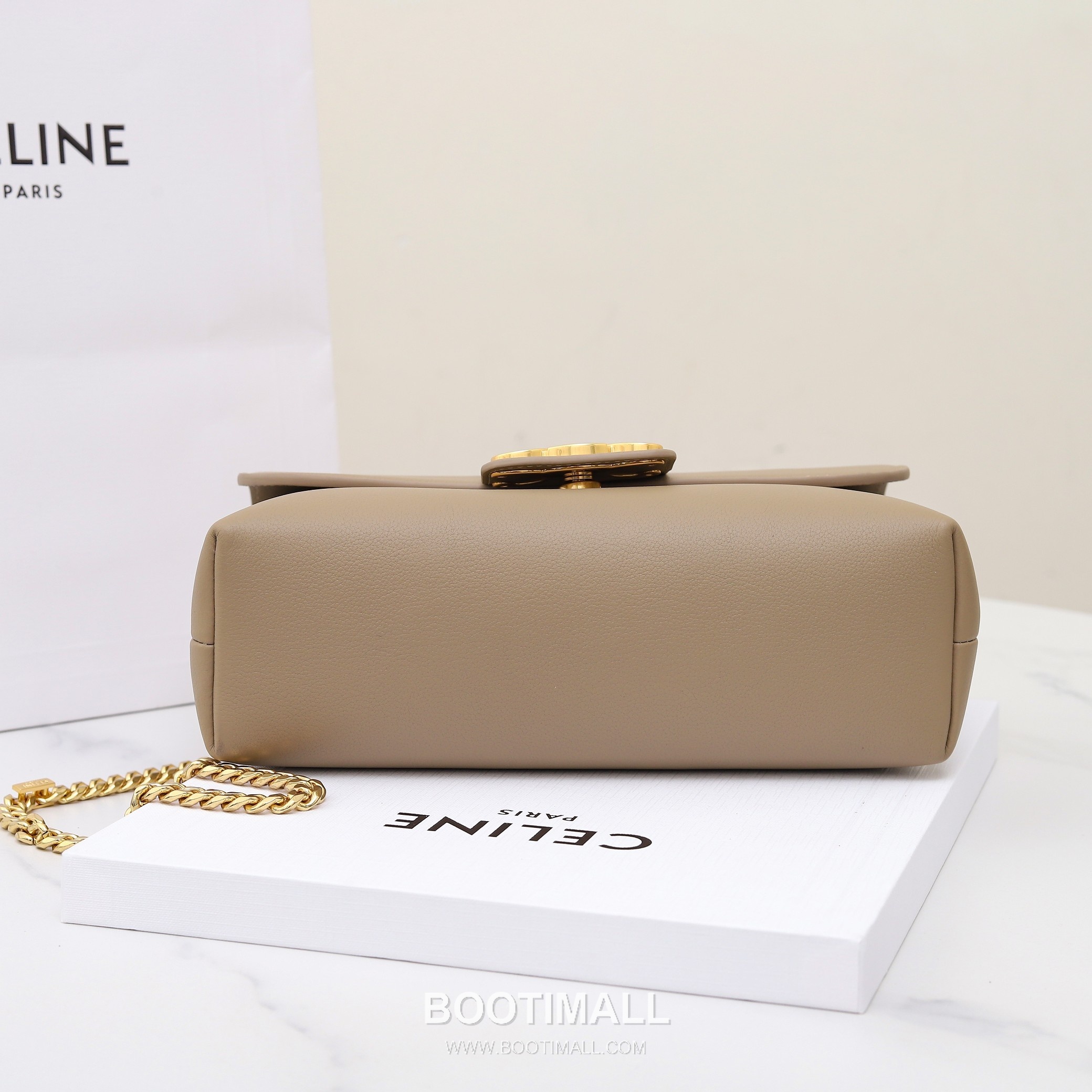 Celine Triomphe Calfskin Leather Shoulder Bag with Chain Strap Detail 셀린느 트리옹프 미디엄 카프스킨 블랙 숄더백 115853 25cm 7