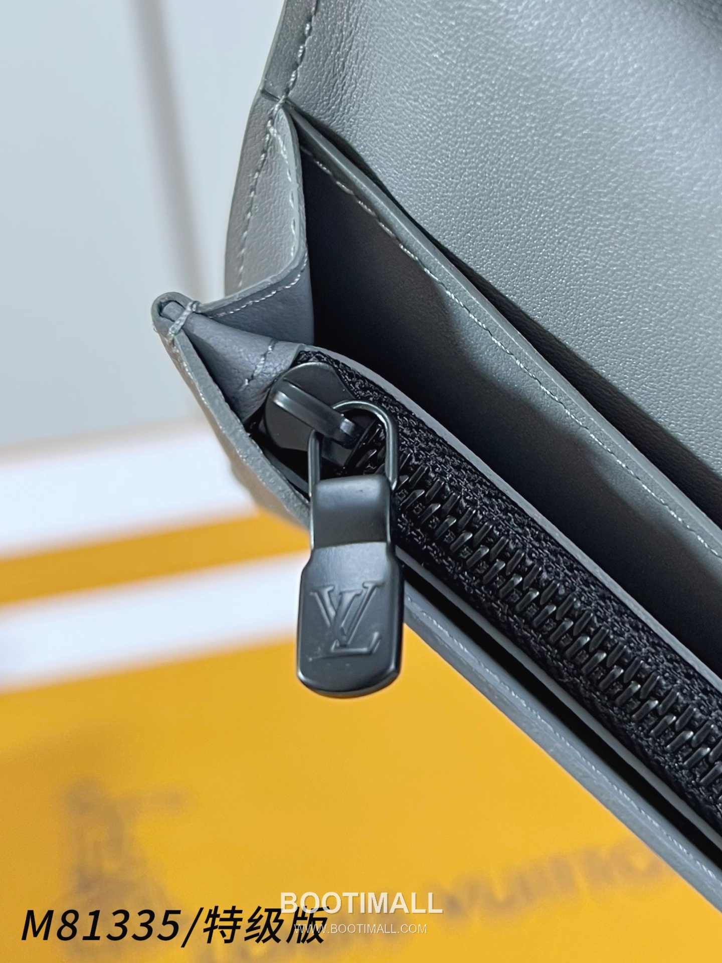 Louis Vuitton Brazza Monogram Shadow Calfskin Leather Long Wallet with Zip Coin Pocket Detail 루이비통 브라짜 모노그램 쉐도우 카프스킨 지퍼 코인포켓 장지갑 M81335 19cm 8