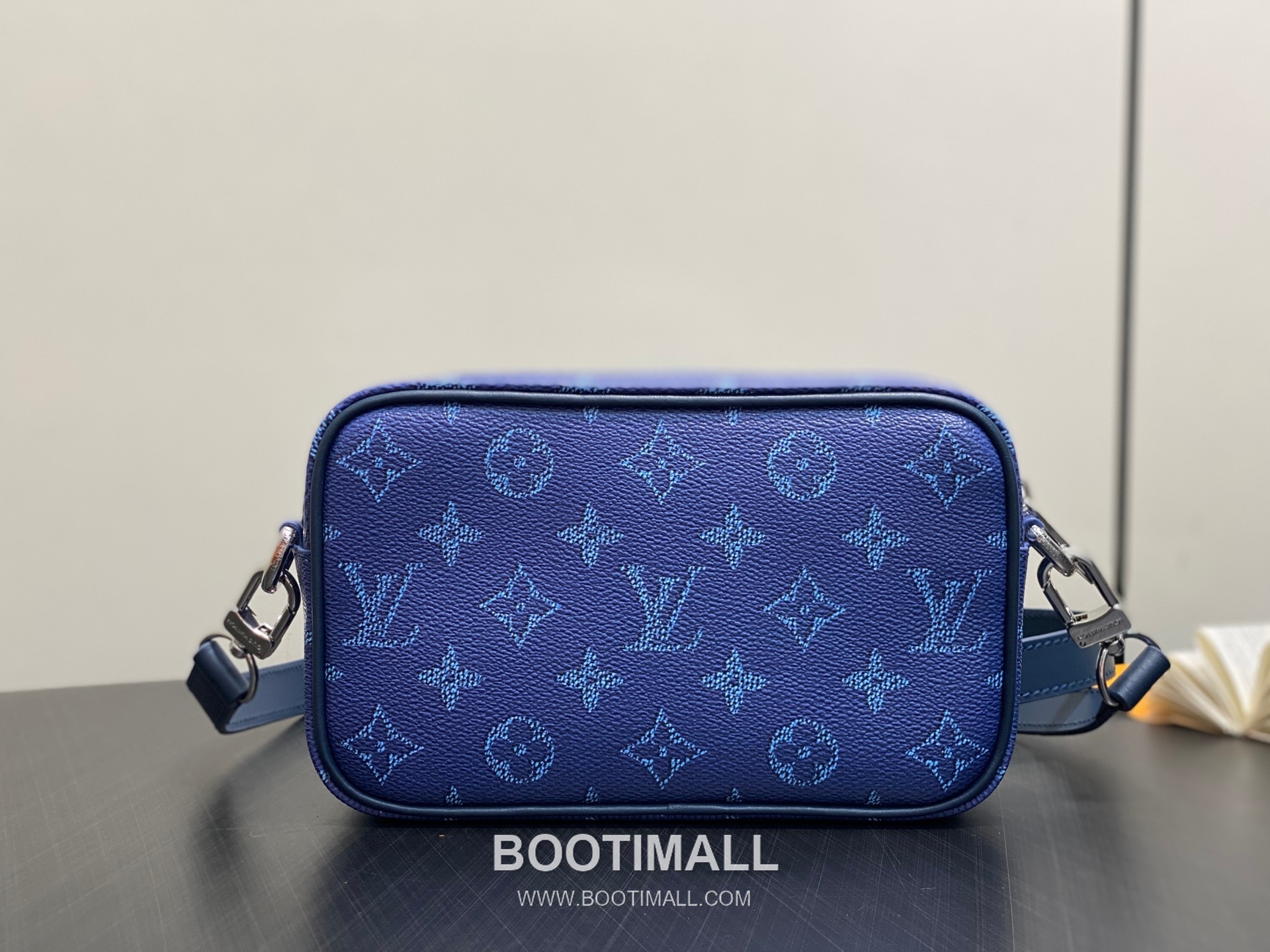 Louis Vuitton Trocadero Mini Monogram Heritage Coated Canvas Crossbody Bag with Zip Detail 루이비통 트로카데로 미니 모노그램 헤리티지 코팅 캔버스 지퍼 크로스백 M26826 20cm 4