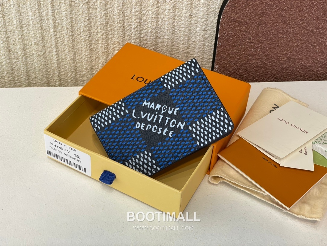 Louis Vuitton Pocket Organizer Damier Heritage Coated Canvas Card Holder Wallet with Logo Detail 루이비통 포켓 오거나이저 다미에 헤리티지 코팅 캔버스 로고 카드지갑 N40677 11.1cm 1