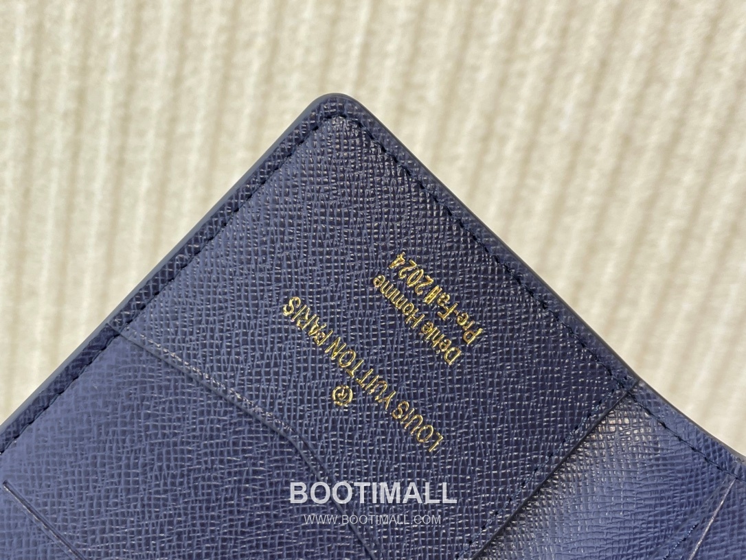 Louis Vuitton Pocket Organizer Damier Heritage Coated Canvas Card Holder Wallet with Logo Detail 루이비통 포켓 오거나이저 다미에 헤리티지 코팅 캔버스 로고 카드지갑 N40677 11.1cm 4