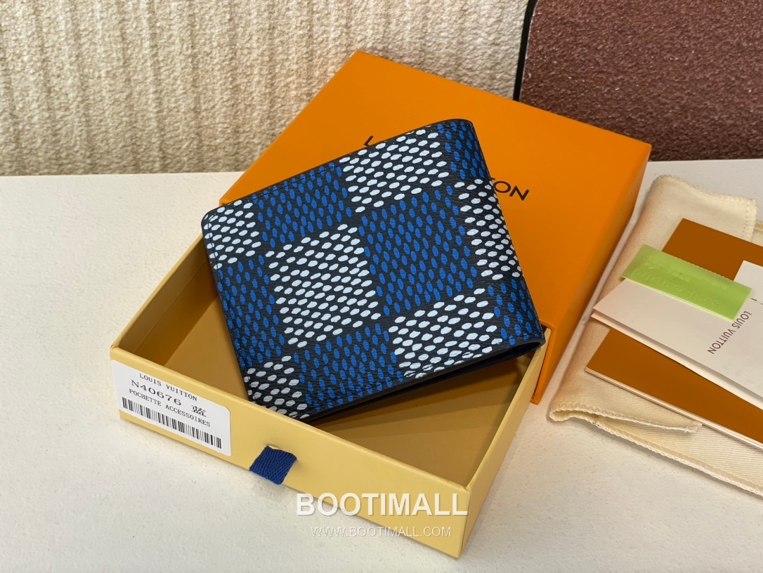 Louis Vuitton Multiple Wallet Damier Heritage Coated Canvas Wallet with Logo Detail 루이비통 멀티플 월렛 다미에 헤리티지 코팅 캔버스 로고 반지갑 N40676 11.5cm 2