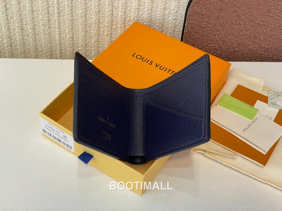 Louis Vuitton Multiple Wallet Damier Heritage Coated Canvas Wallet with Logo Detail 루이비통 멀티플 월렛 다미에 헤리티지 코팅 캔버스 로고 반지갑 N40676 11.5cm 6