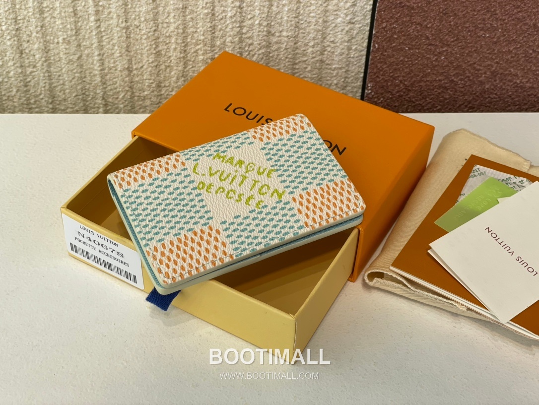 Louis Vuitton Pocket Organizer Damier Heritage Coated Canvas Card Holder Wallet with Logo Detail 루이비통 포켓 오거나이저 다미에 헤리티지 코팅 캔버스 로고 카드지갑 N40677 11.1cm 3