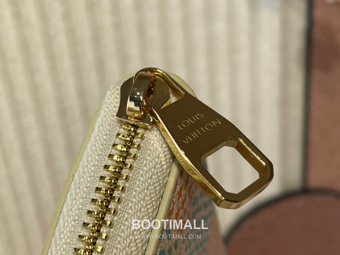 Louis Vuitton Zippy Wallet Vertical Damier Heritage Coated Canvas Wallet with Zip Detail 루이비통 지피 월렛 버티컬 다미에 헤리티지 코팅 캔버스 지퍼 장지갑 N40675 20cm 4