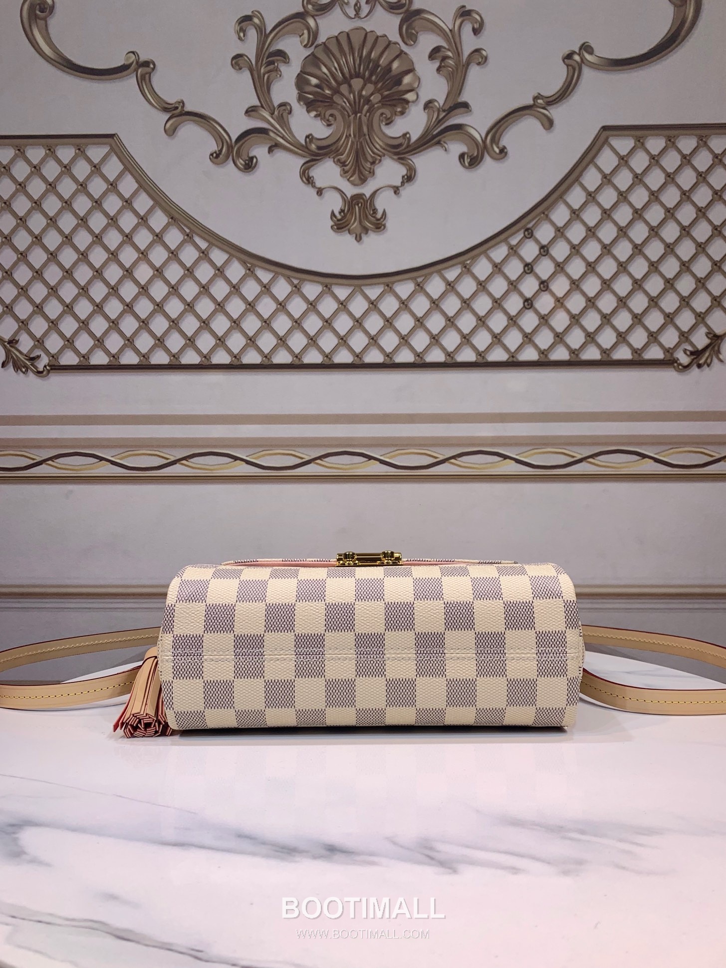 Louis Vuitton Croisette Damier Ebene Coated Canvas Crossbody Bag with Tassel Detail 루이비통 크루아제트 다미에 에벤 코팅 캔버스 태슬 크로스 숄더백 N41581 23cm 4