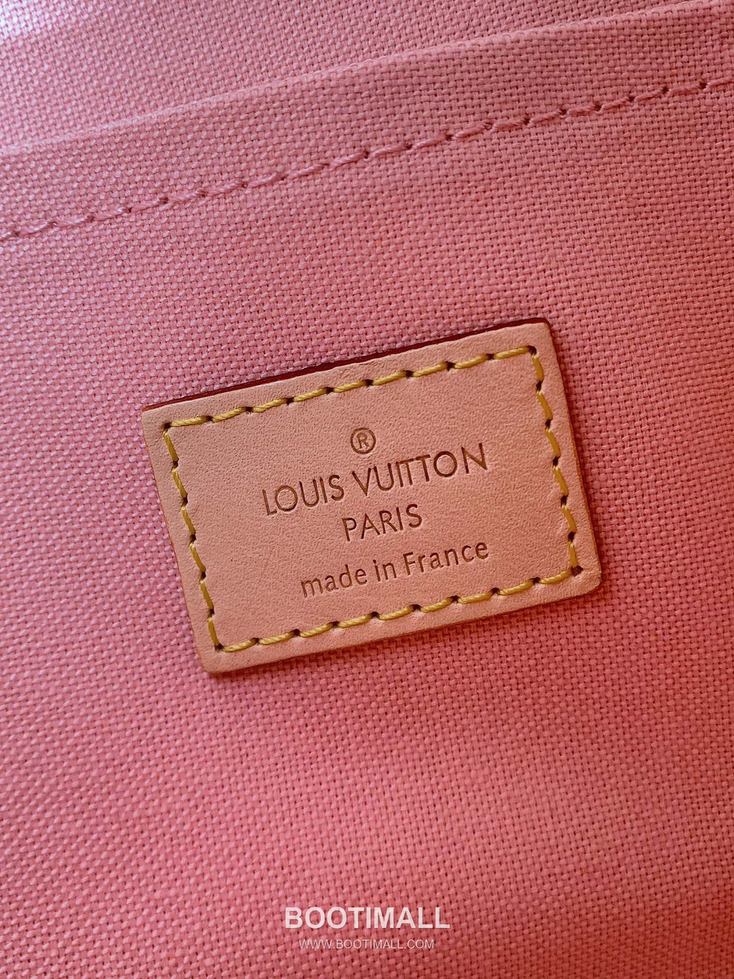 Louis Vuitton Croisette Damier Ebene Coated Canvas Crossbody Bag with Tassel Detail 루이비통 크루아제트 다미에 에벤 코팅 캔버스 태슬 크로스 숄더백 N41581 23cm 9