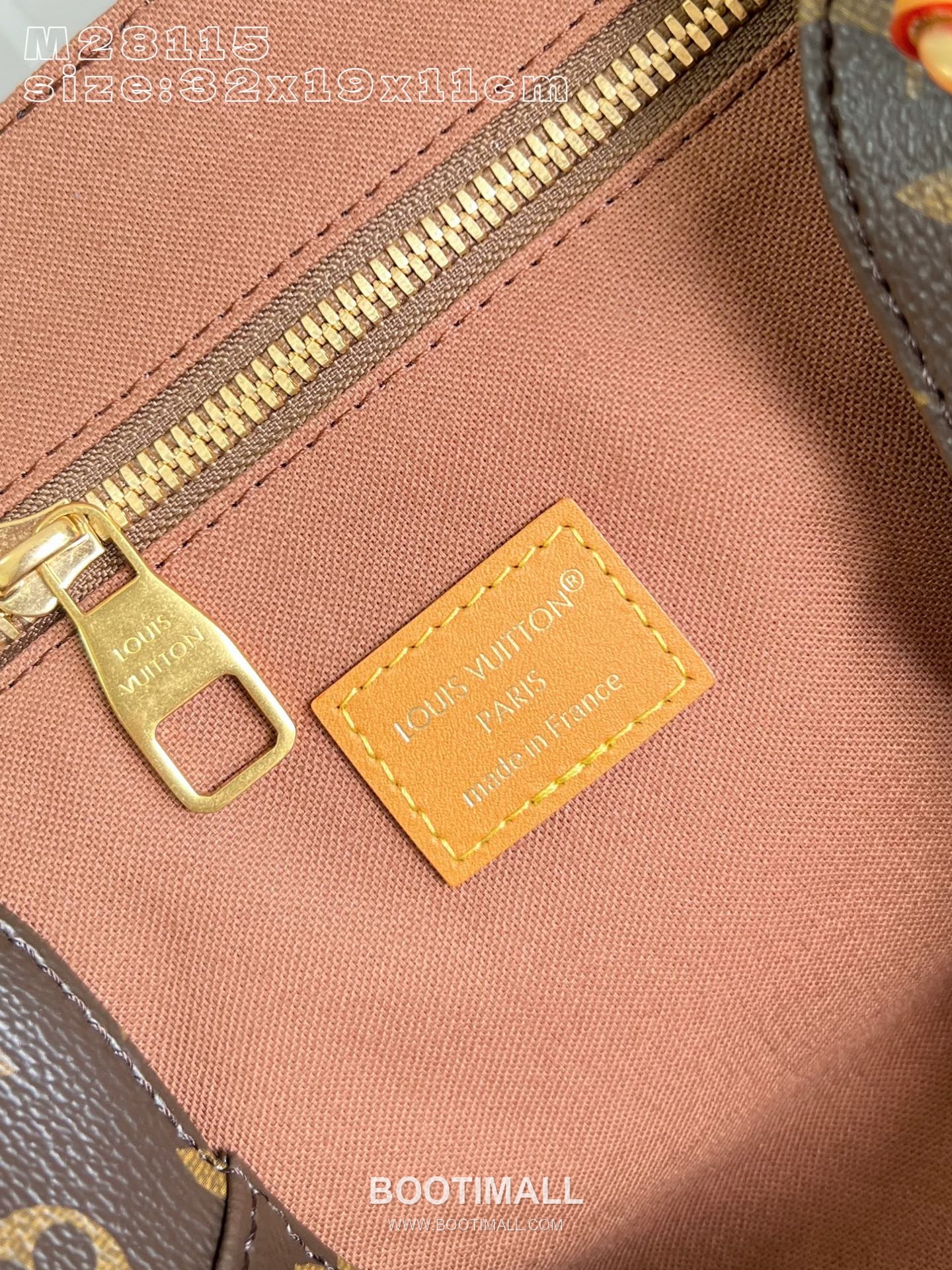 Louis Vuitton Christopher Messenger Monogram Archive Canvas Crossbody Bag with Flap Detail 루이비통 크리스토퍼 메신저 모노그램 아카이브 캔버스 플랩 크로스백 M28115 32cm 9